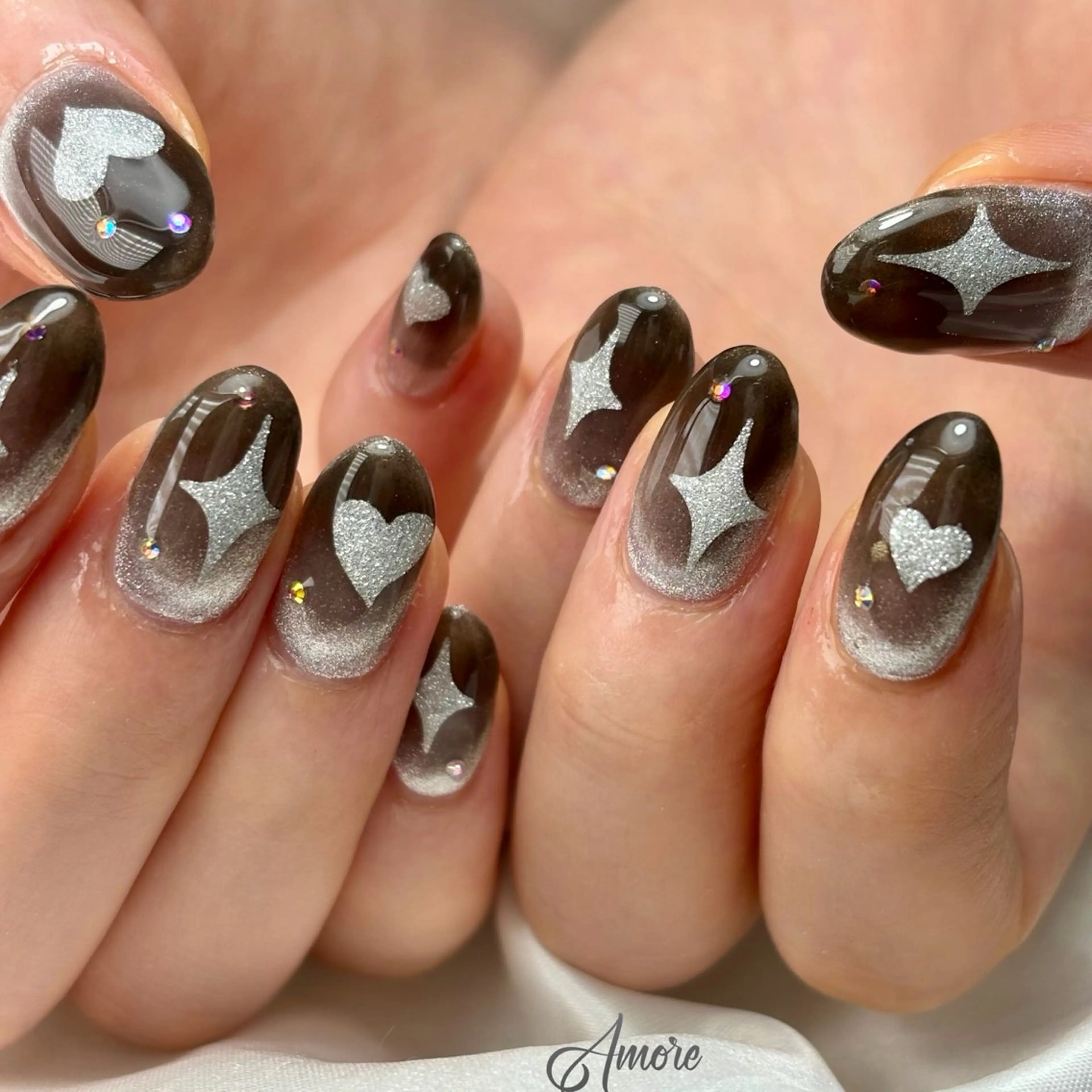 ネイル ジェルネイル キラキラネイル 韓国ネイル マグネットネイル パラジェル You kyehwaのネイルデザイン