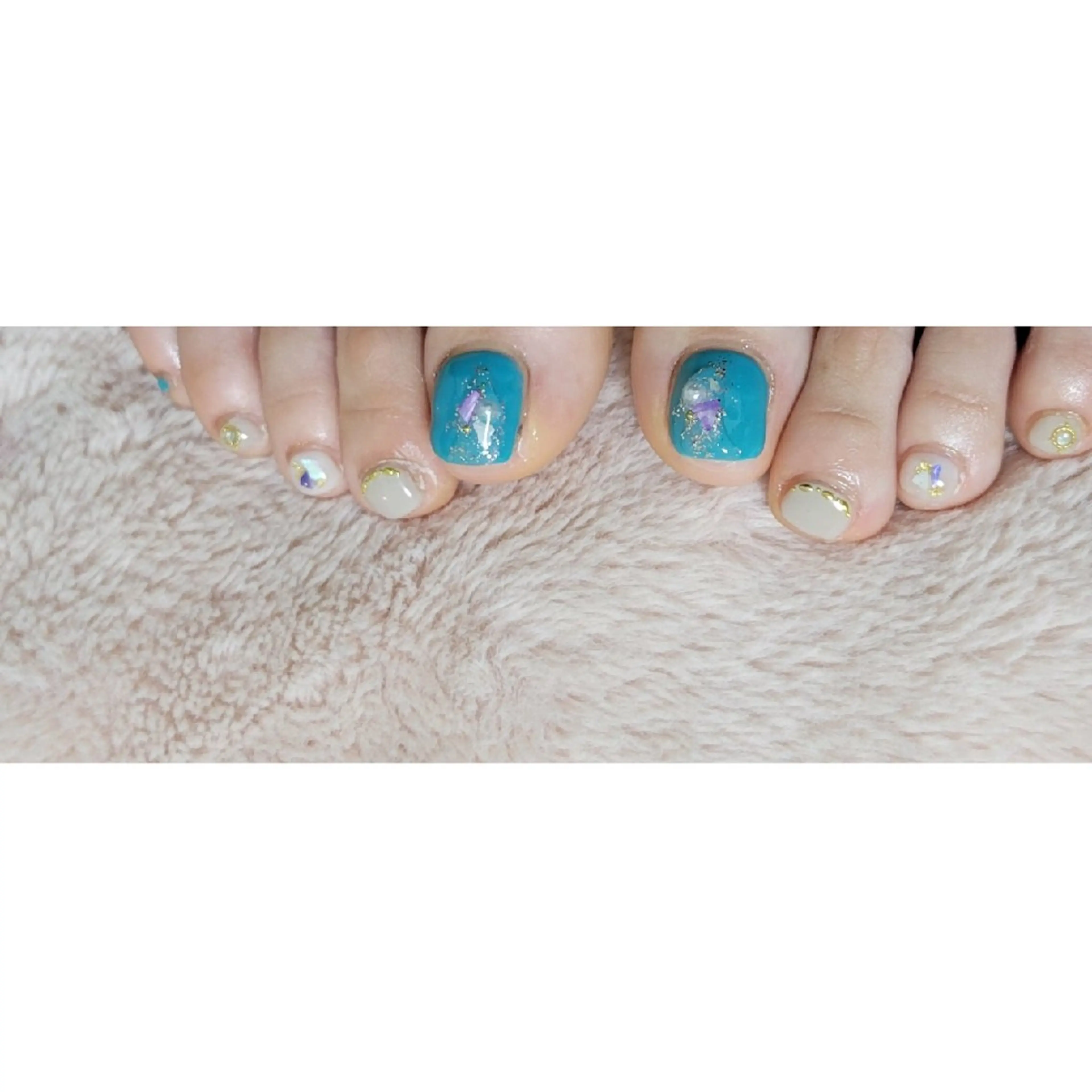 ネイル フットネイル ネイルサロンほっこり kanaのネイルデザイン