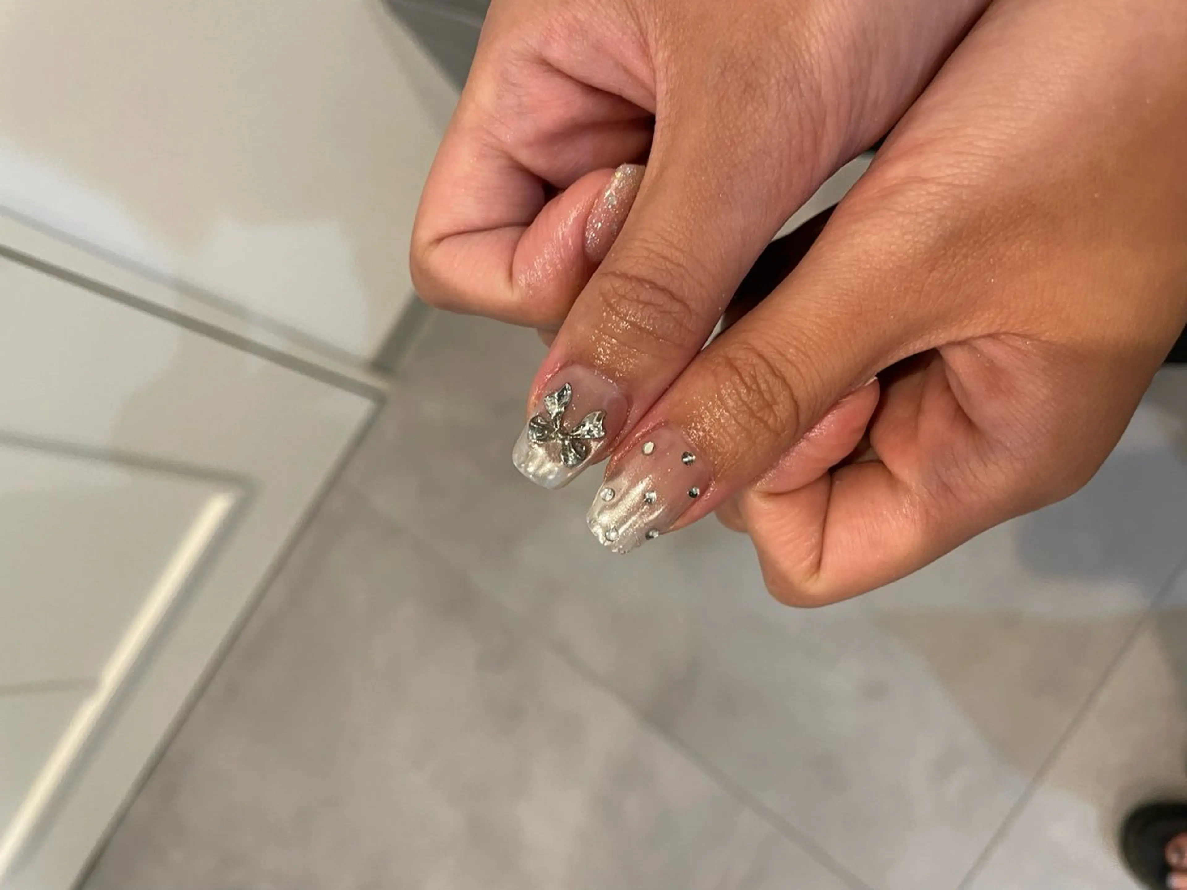 ネイル 束感まつ毛/ネイル/ LED♥KIRARAのマツエク・マツパデザイン