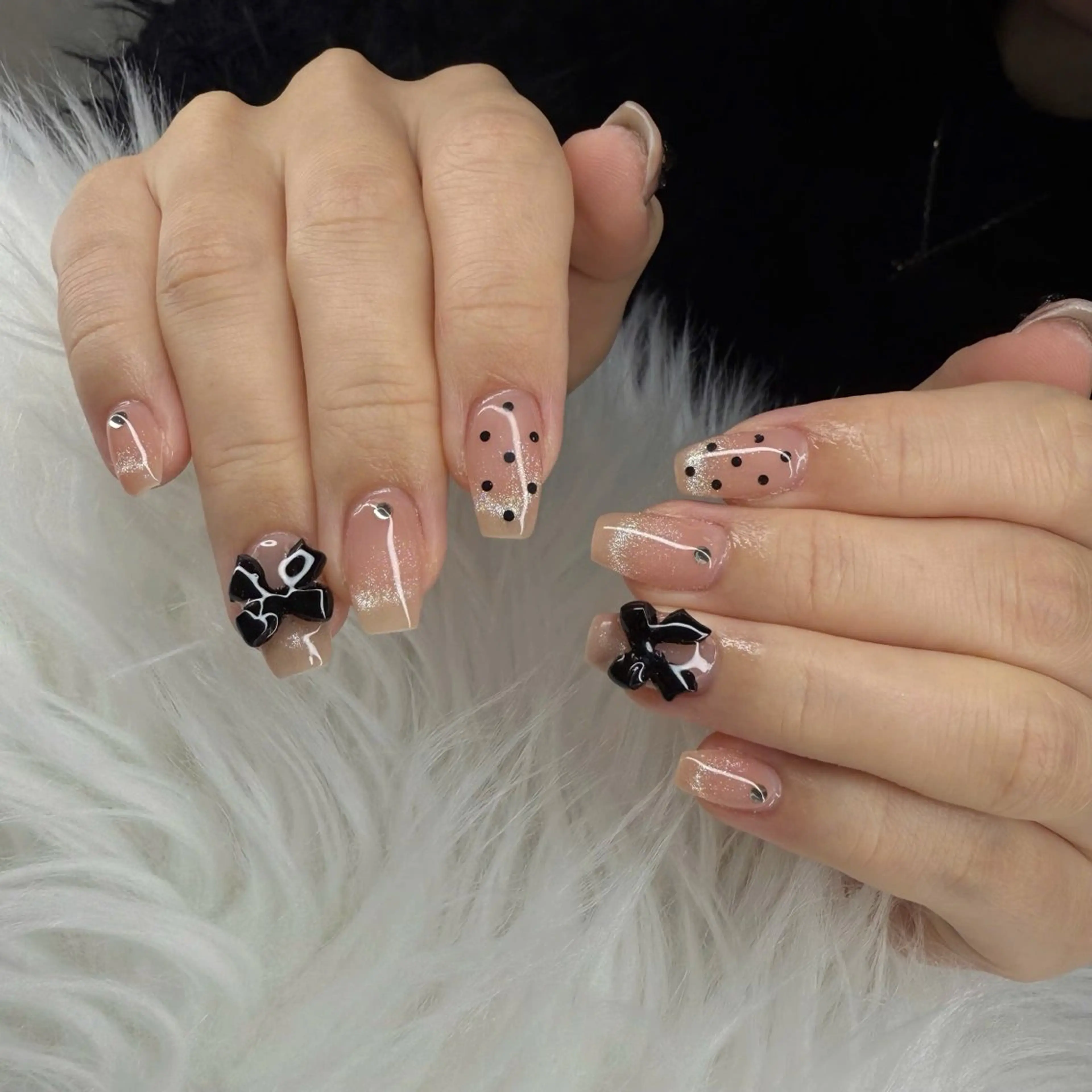 ネイル フレンチネイル キラキラネイル マグネットネイル ミラーネイル ニュアンスネイル ハンドネイル Lina所属・MeiMei Nail モデル募集のネイルデザイン