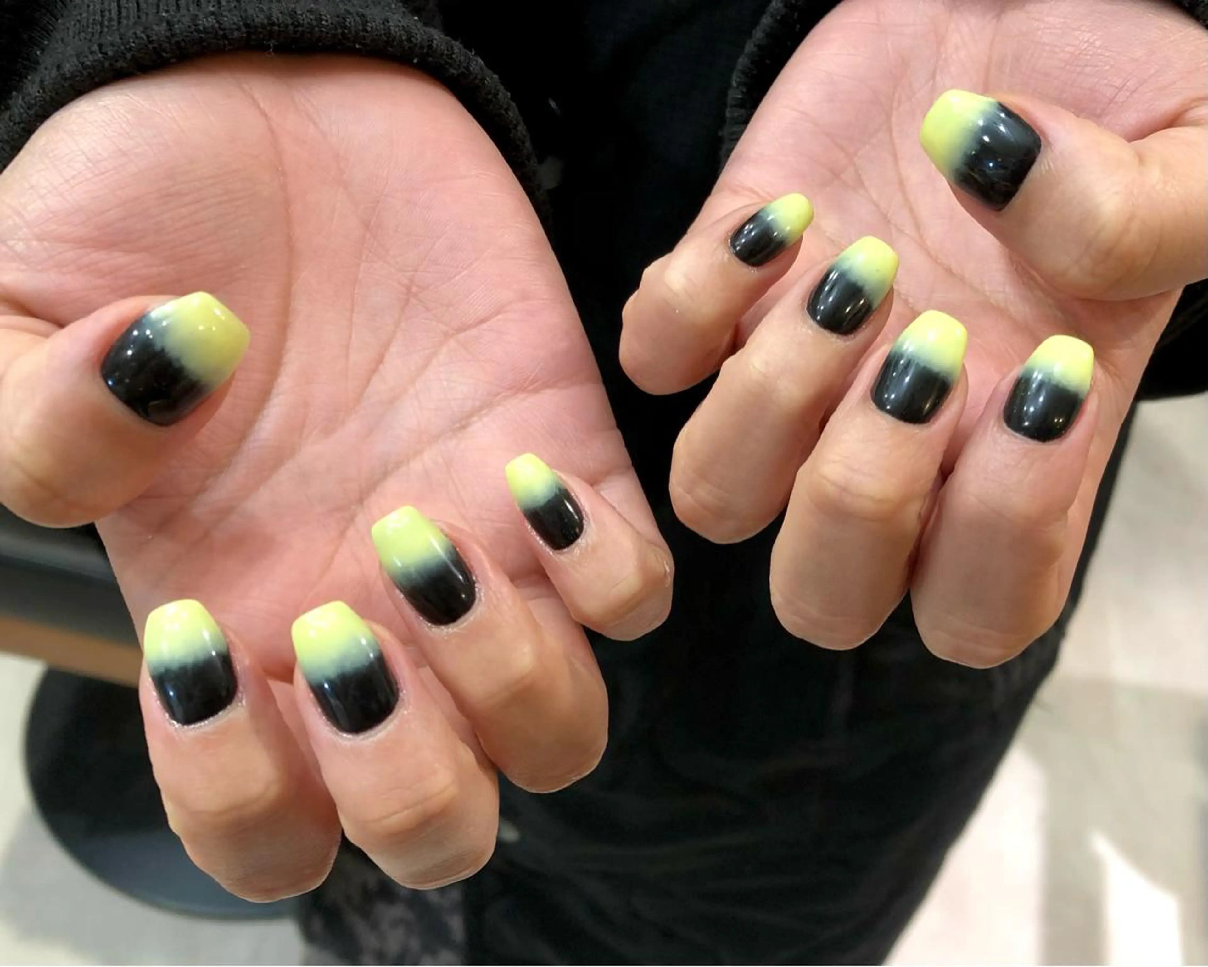 ネイル le'a moe KONAMIのネイルデザイン