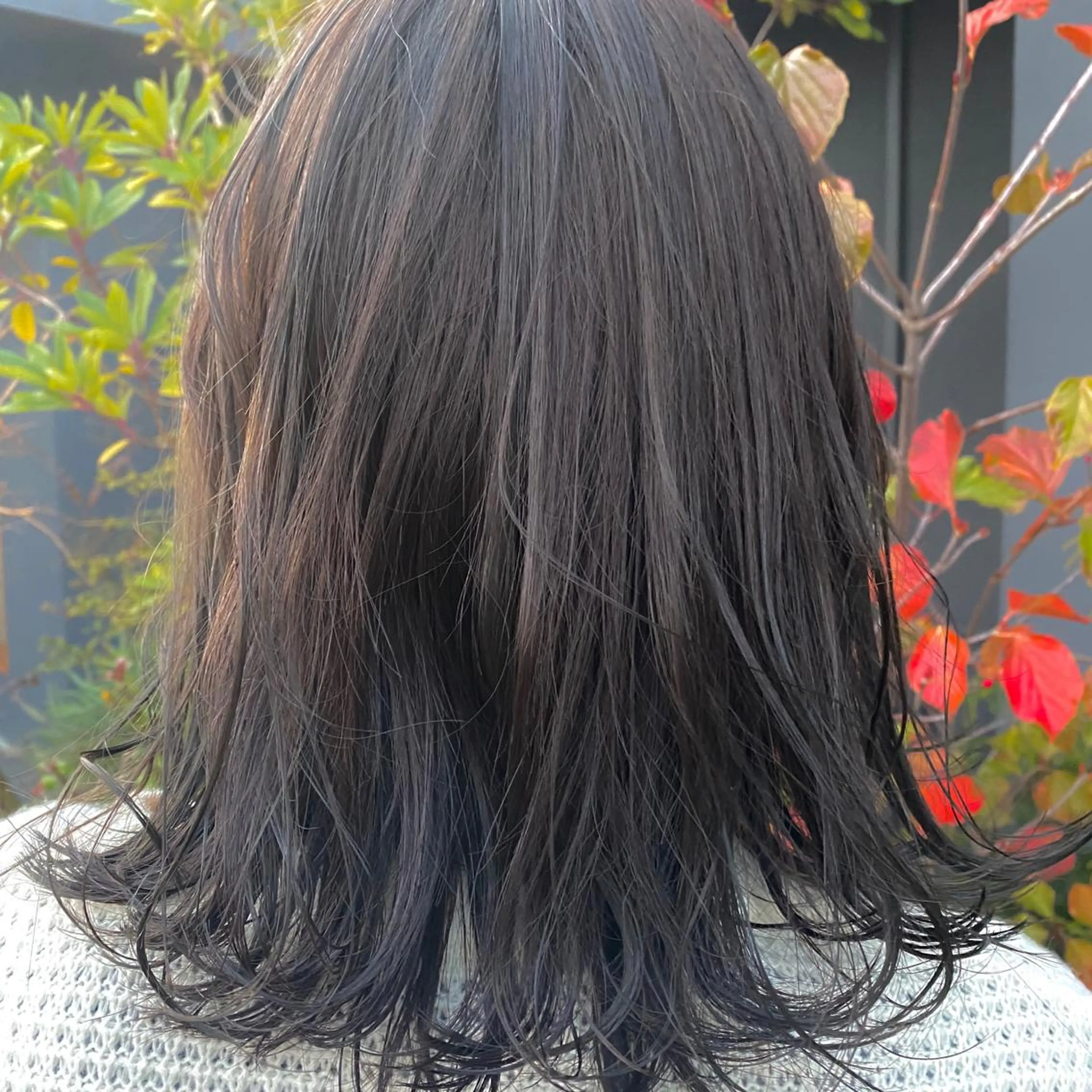 ミディアム カラー 村山 莉沙のヘアスタイル