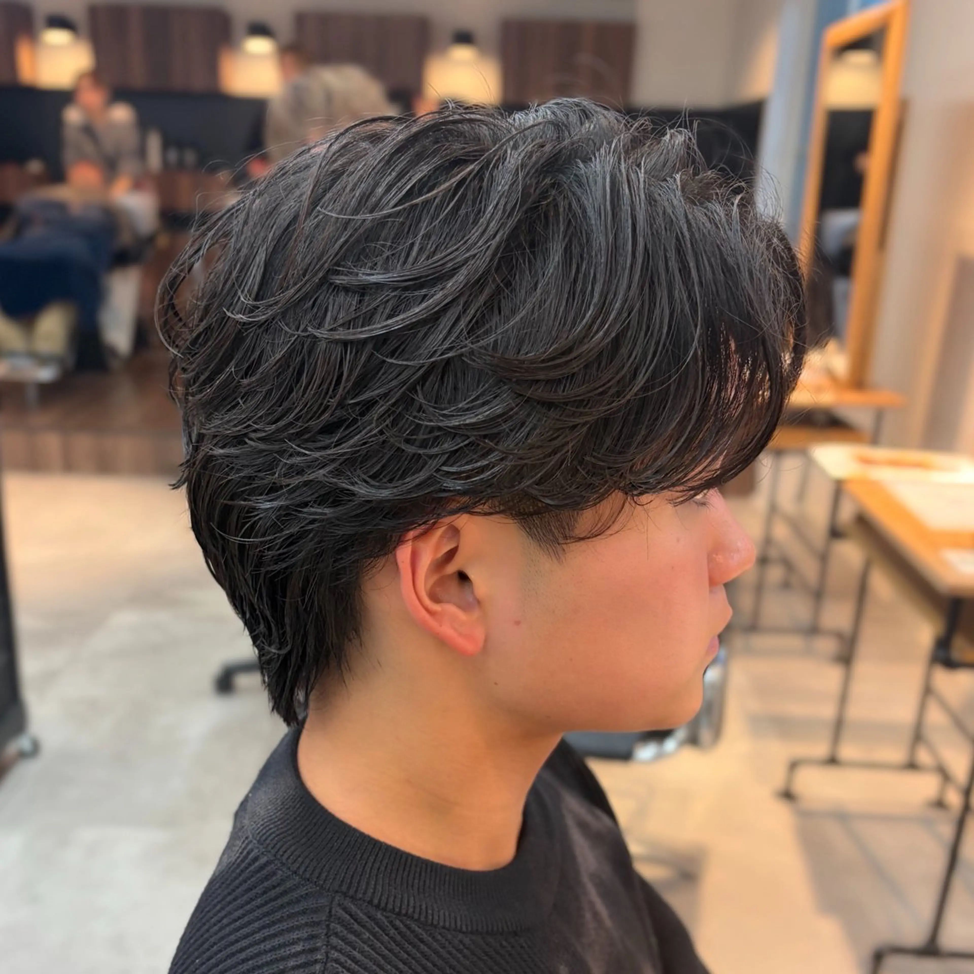 パーマ メンズ センターパート フェザーパーマ メンズパーマ カット パーマ 男の理想を叶える🔥 メンズパーマ特化|関のヘアスタイル