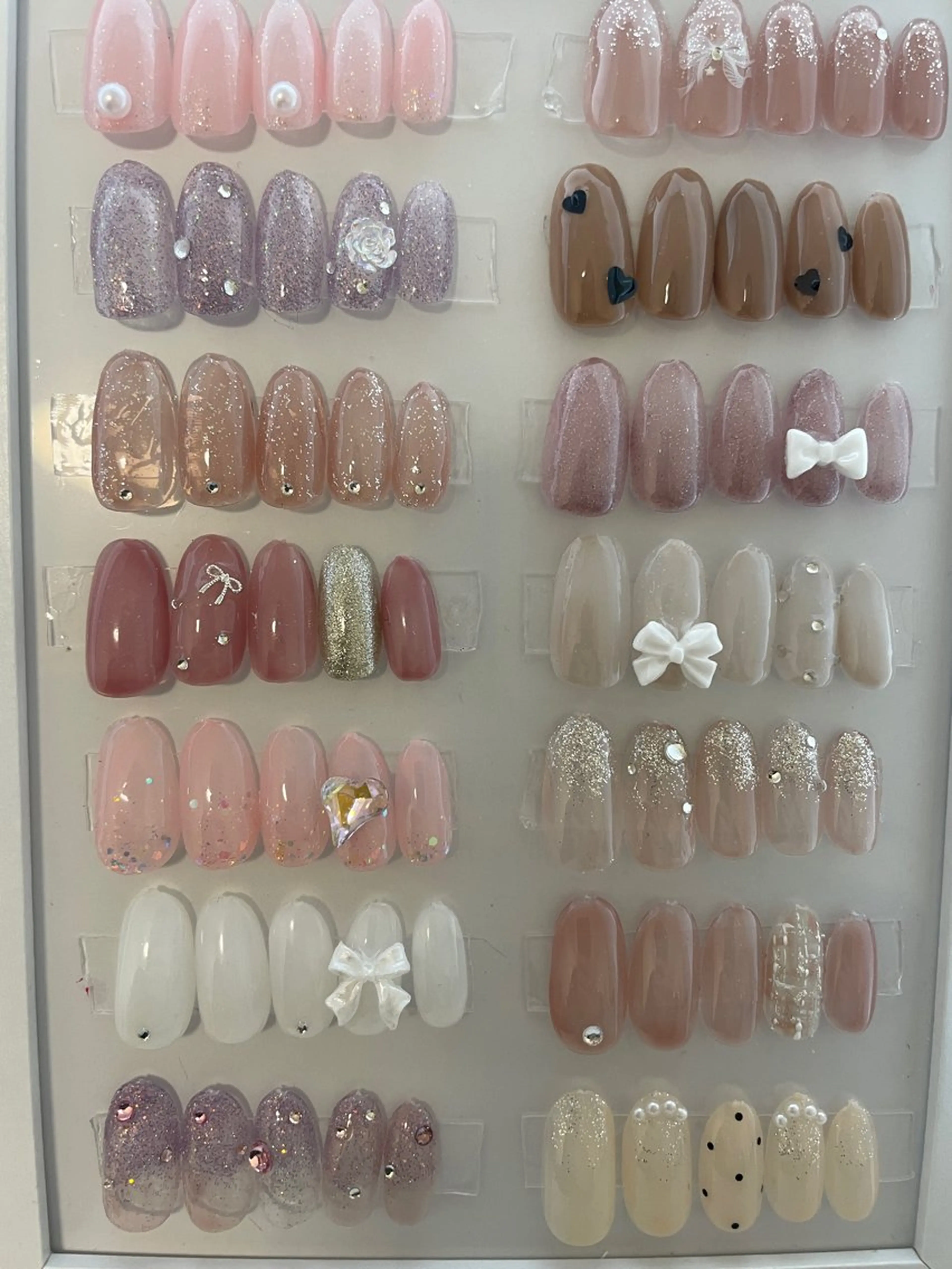 ネイル 黒須莉奈 IRYのネイルデザイン