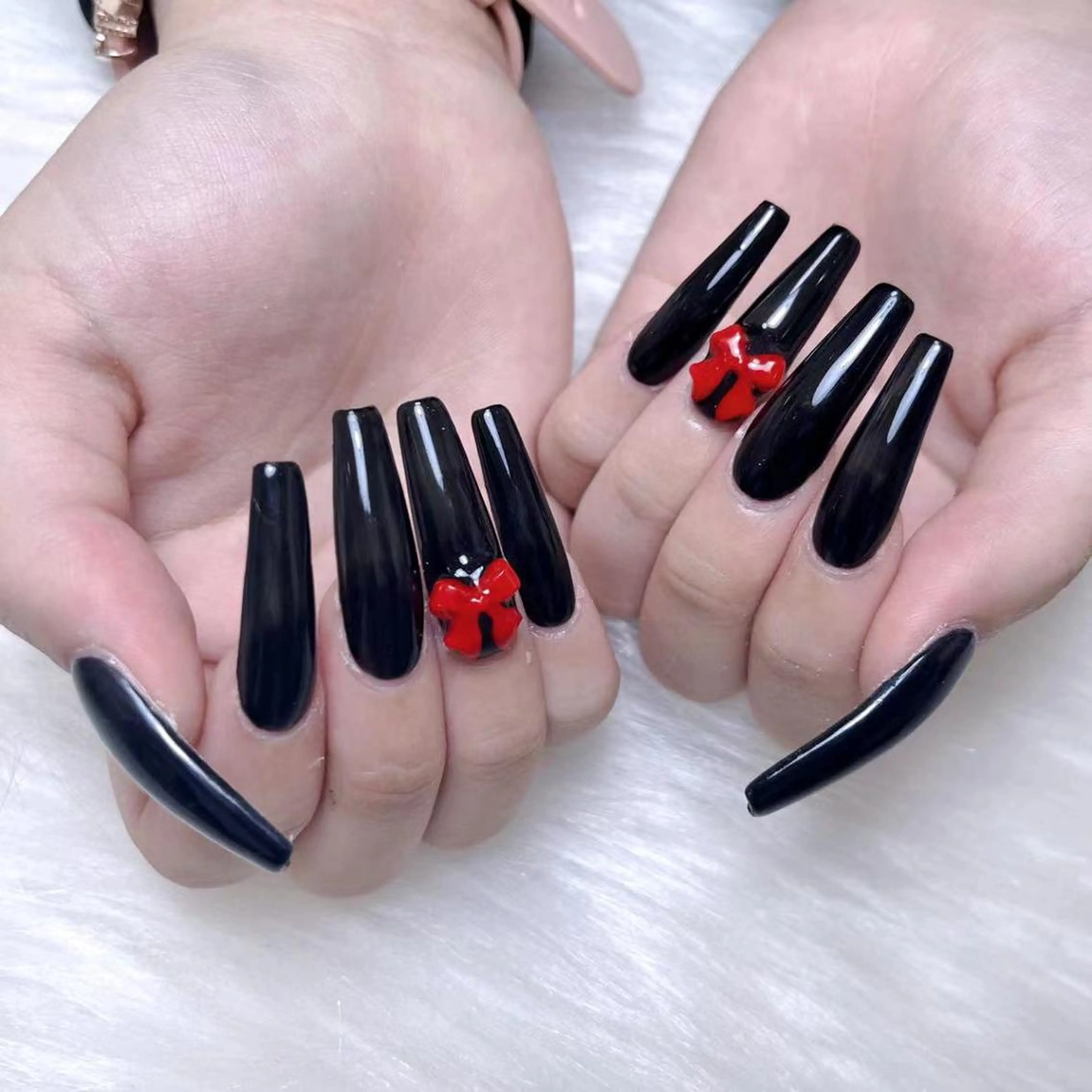 ネイル YUKI_ Monster💟のネイルデザイン