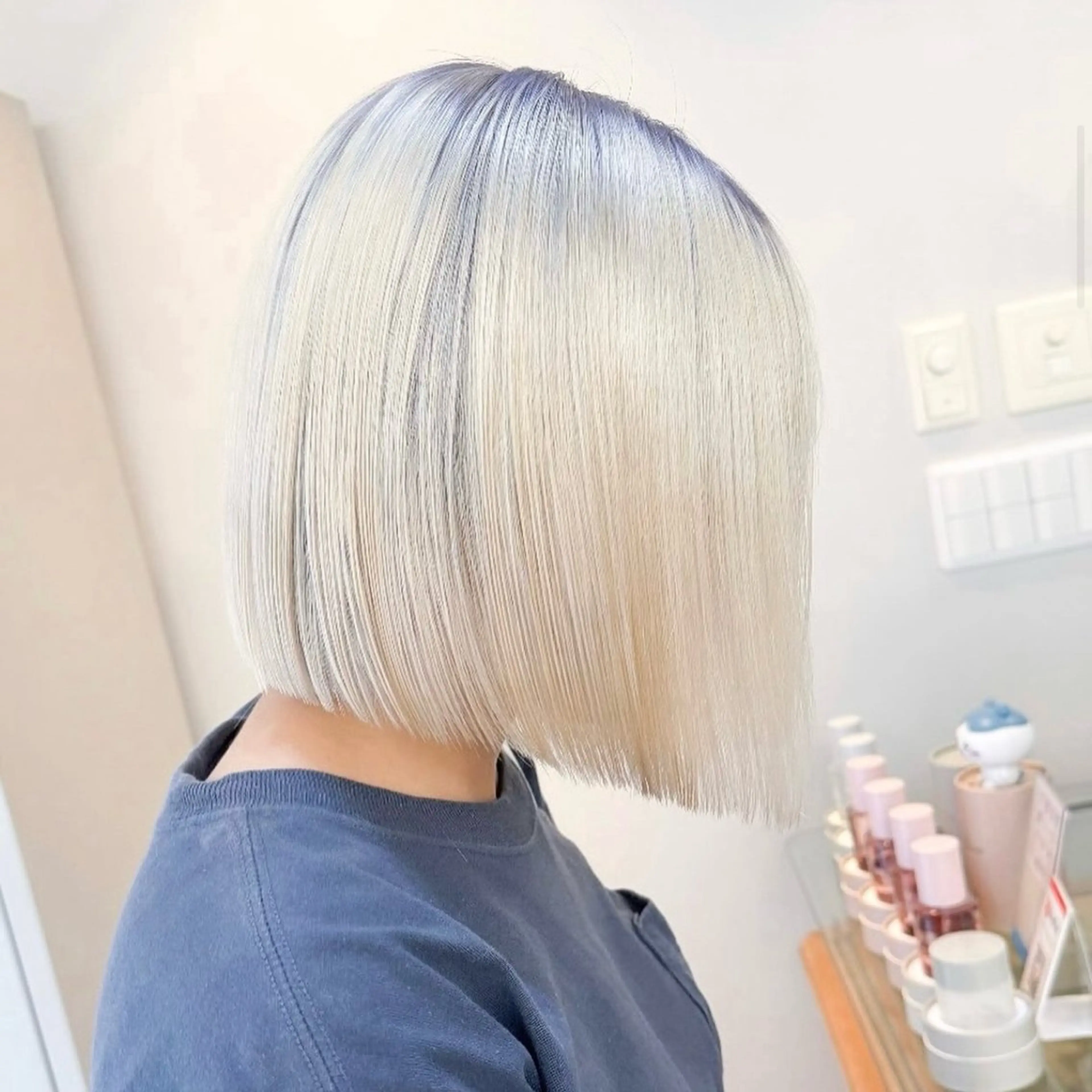 ショート ヘアカラー ハイトーン/ MANA♡のヘアスタイル