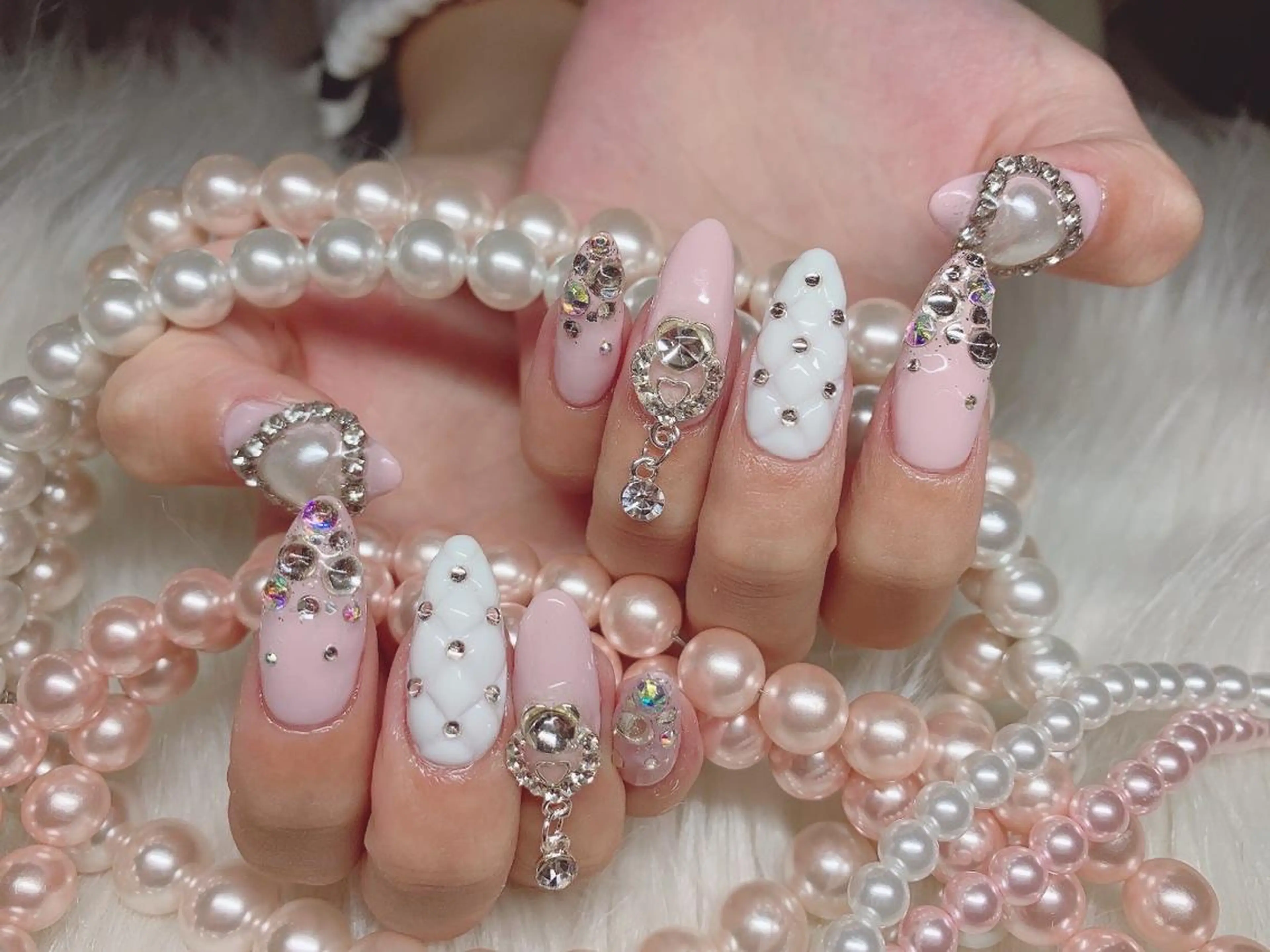 ネイル nail salon Pink Aliceのネイルデザイン