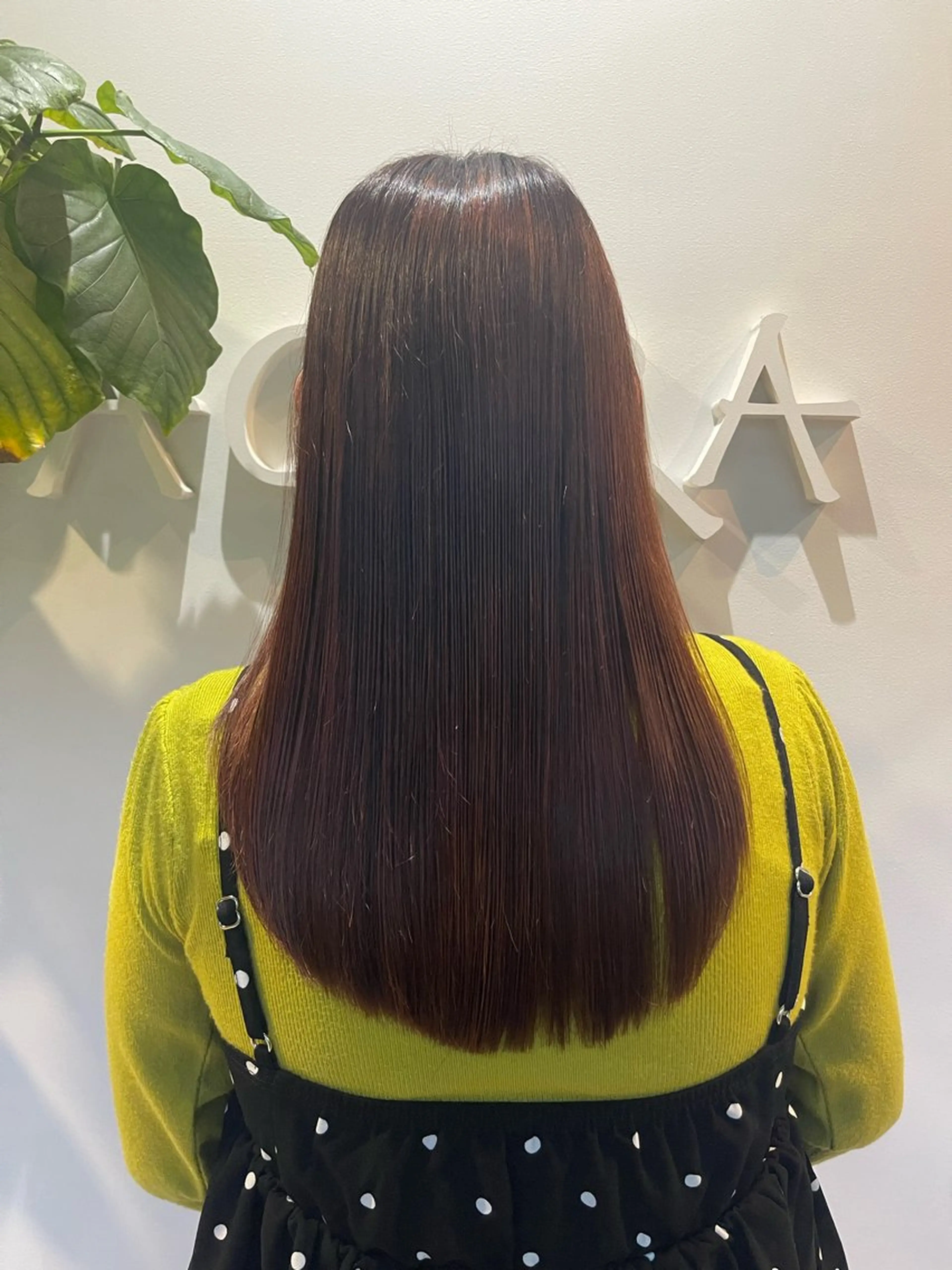 セミロング Flat,(旧：JAGARA東口店)所属・M Mのヘアスタイル