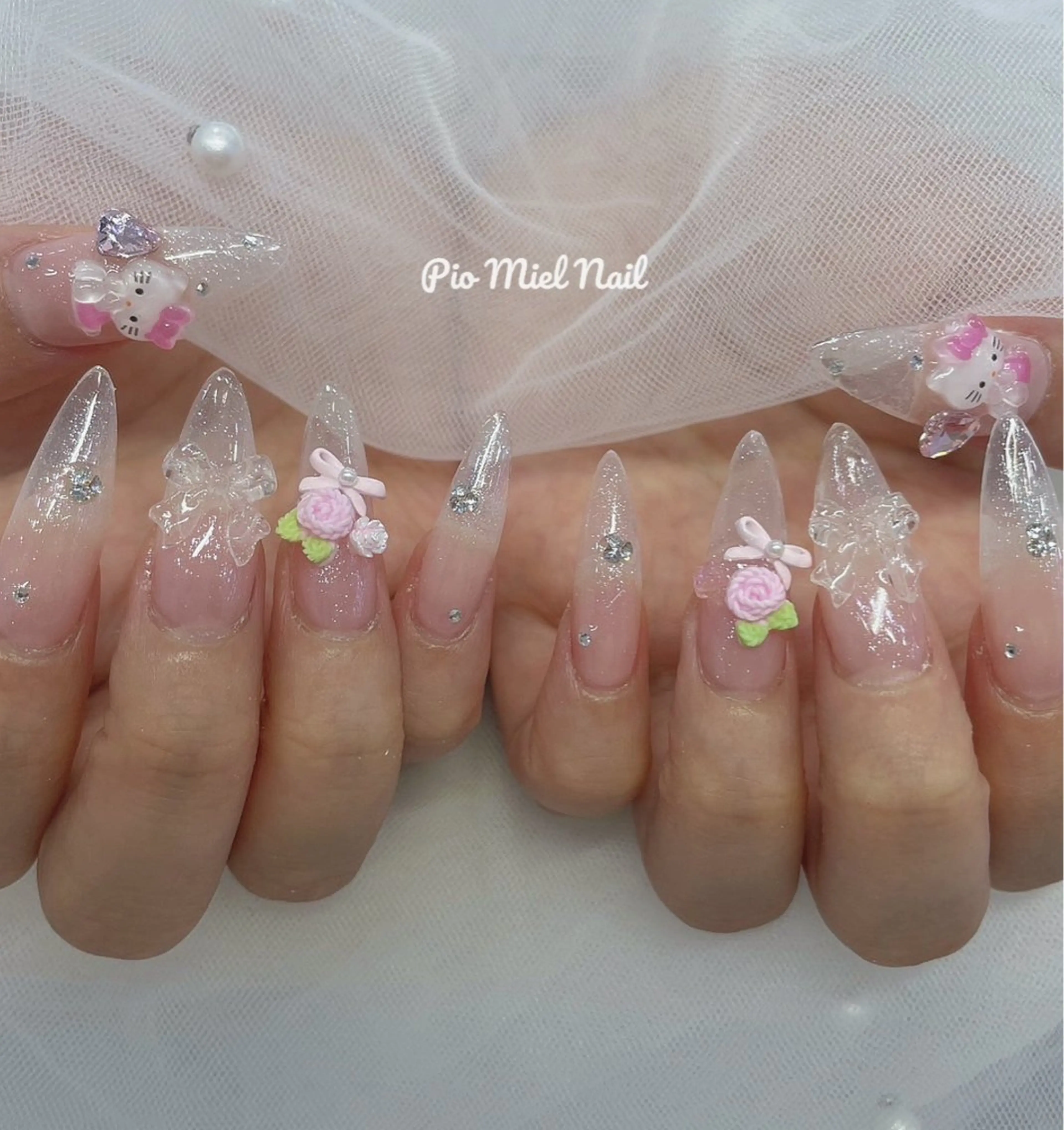 ミディアム 韓国風ヘア ハンドネイル Pio Mielのネイルデザイン
