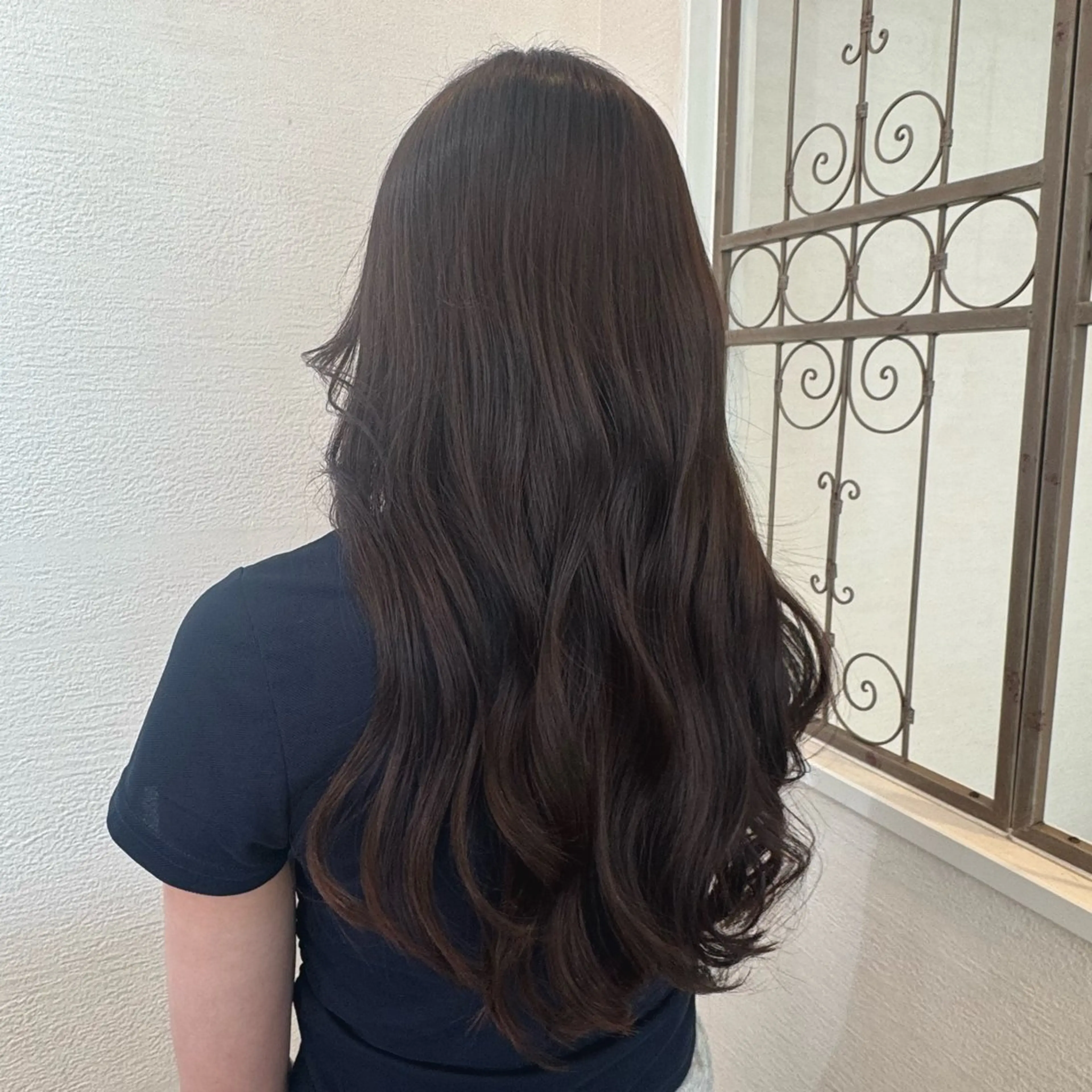 ロング ヘアカラー トリートメント 関口 優菜のヘアスタイル