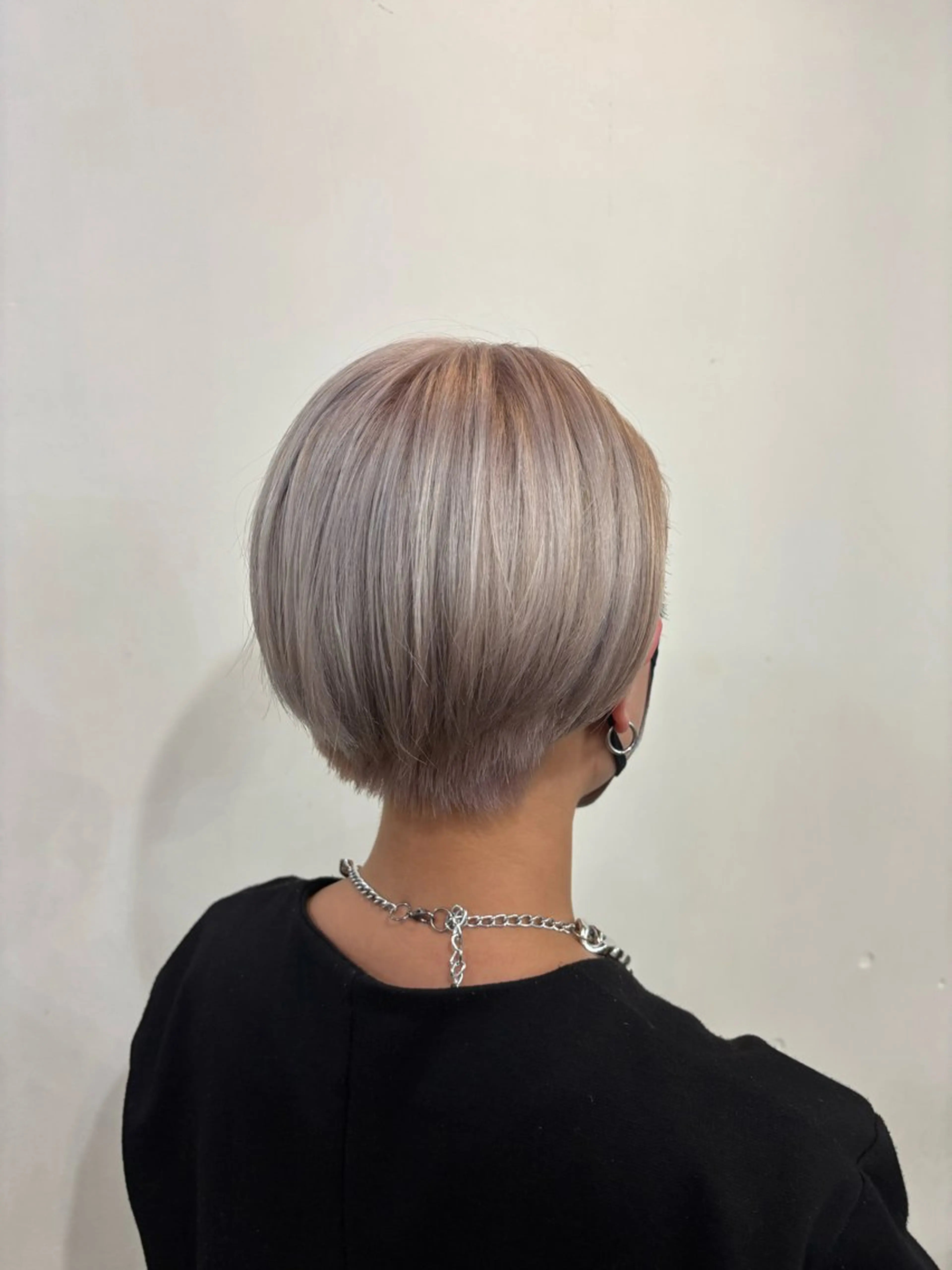 ショート カラー ヘアカラー トリートメント SHO 👻原宿 /艶カラーのヘアスタイル