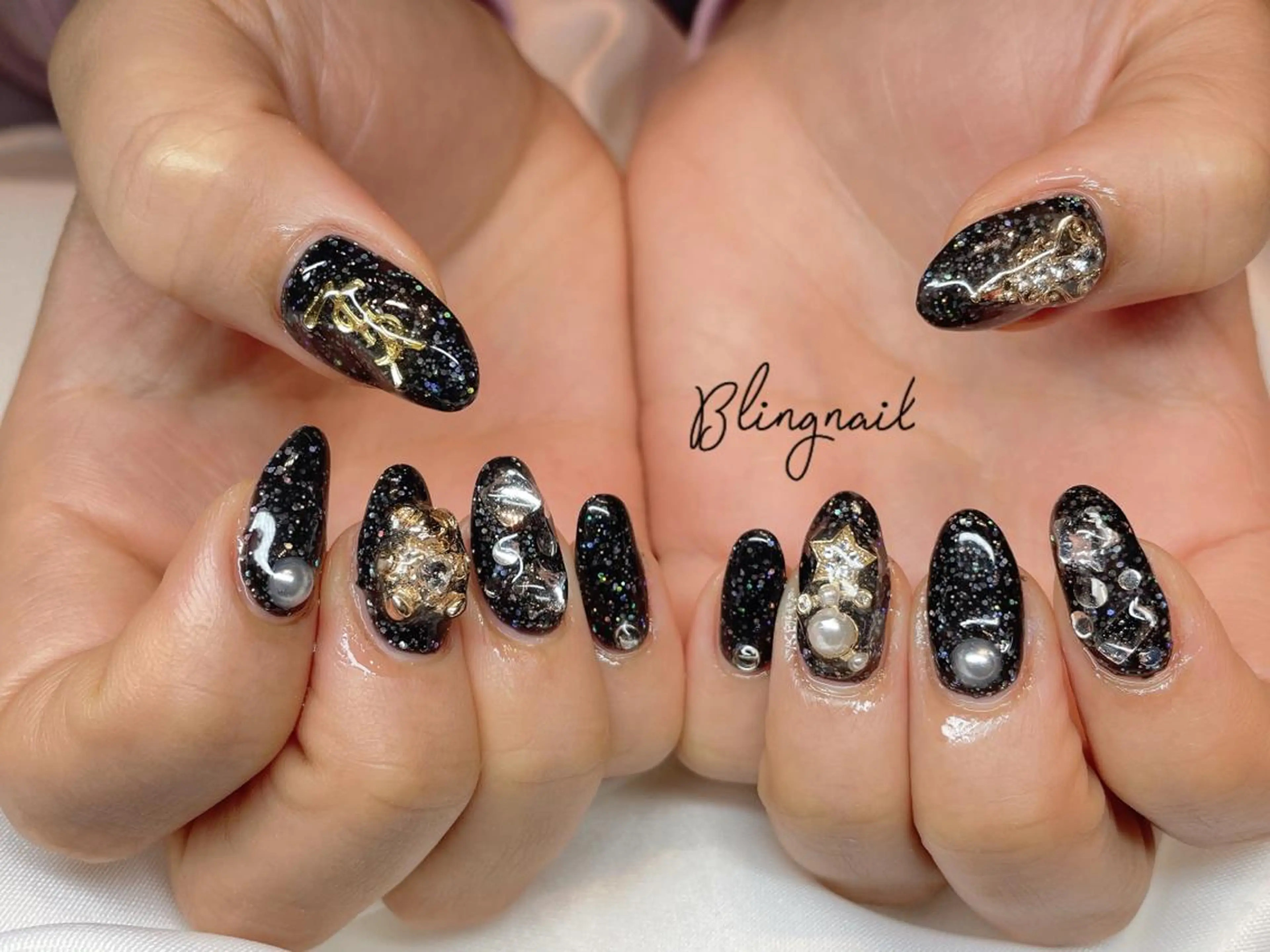 ネイル 23時まで❤︎韓国、 ワンホンネイルのネイルデザイン