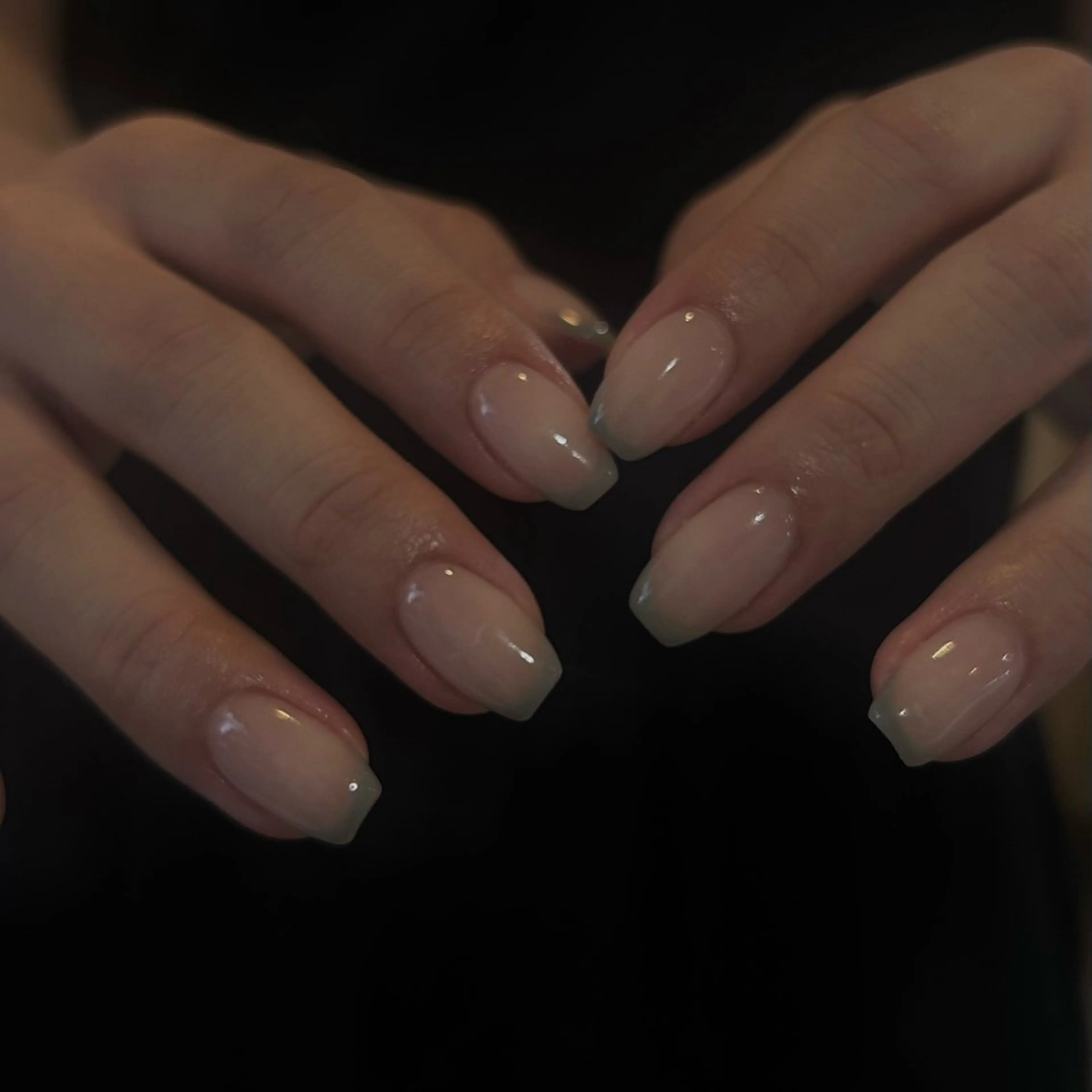 〔offなし〕french nailの写真