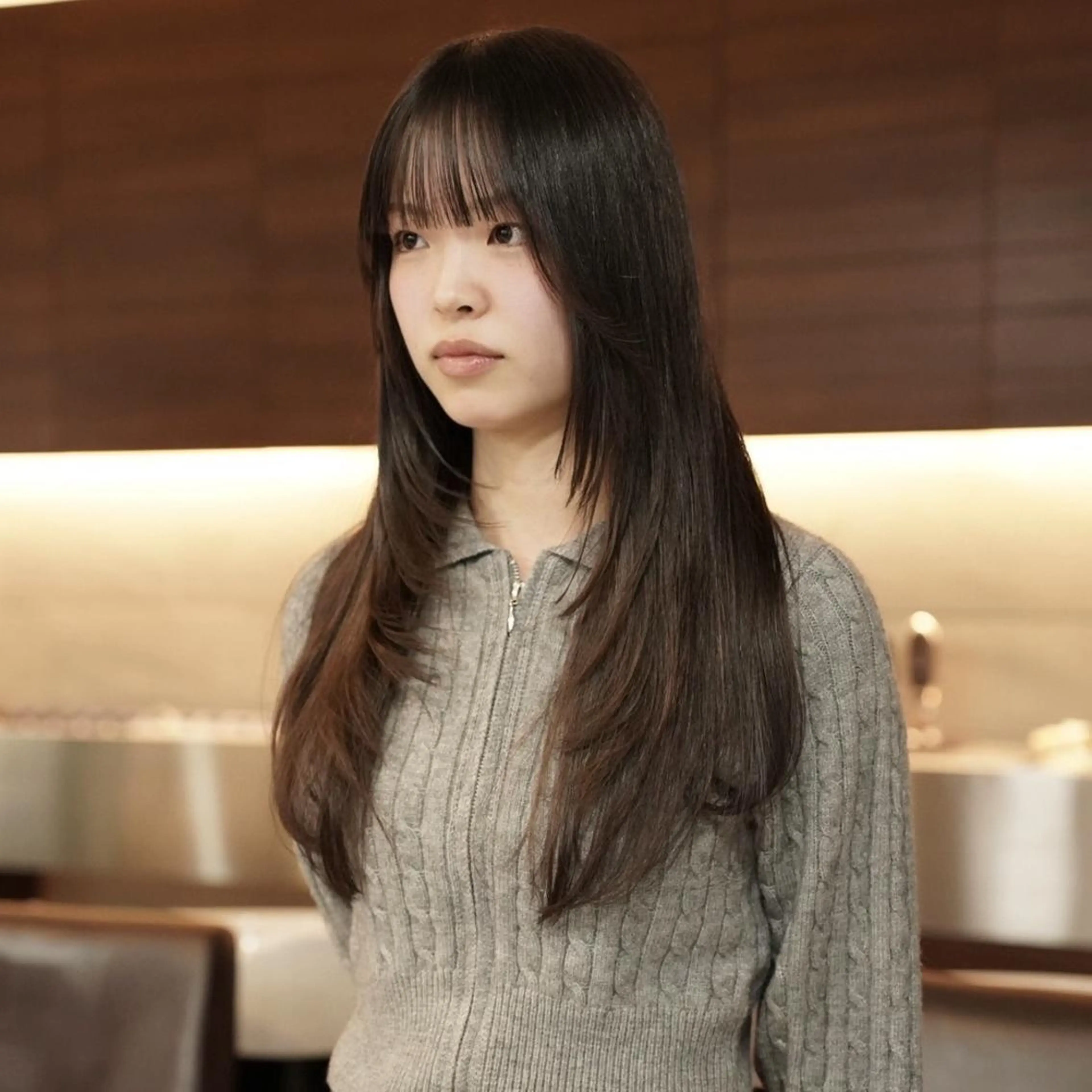 【女性学生/レングス限定】カット＋リファVEENAスパ（頭皮ナノバブル洗浄）※ミディアム～ロングの方のみ（ショート不可）の写真