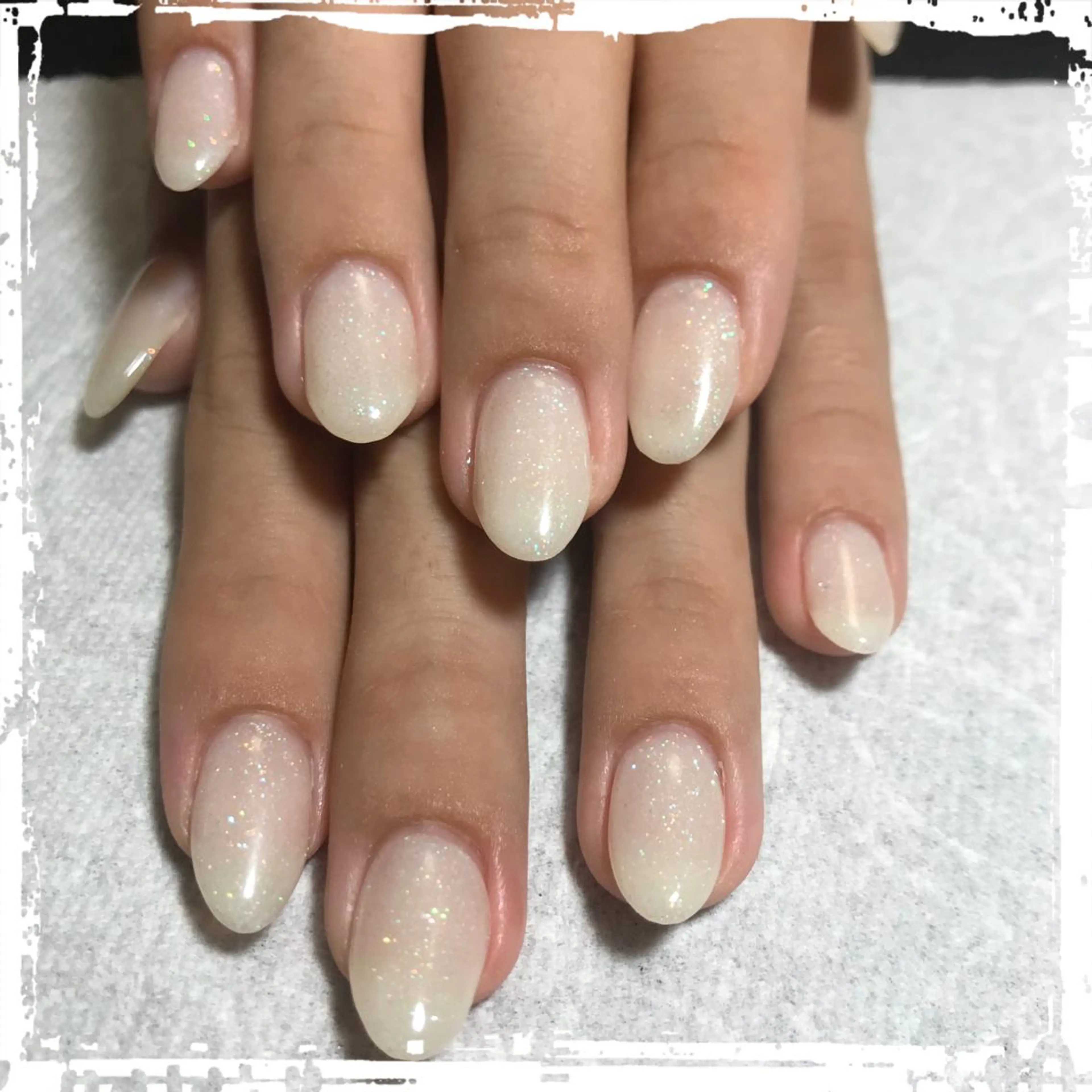 ネイル ECLAT エクラ所属・寺山 千鶴のネイルデザイン