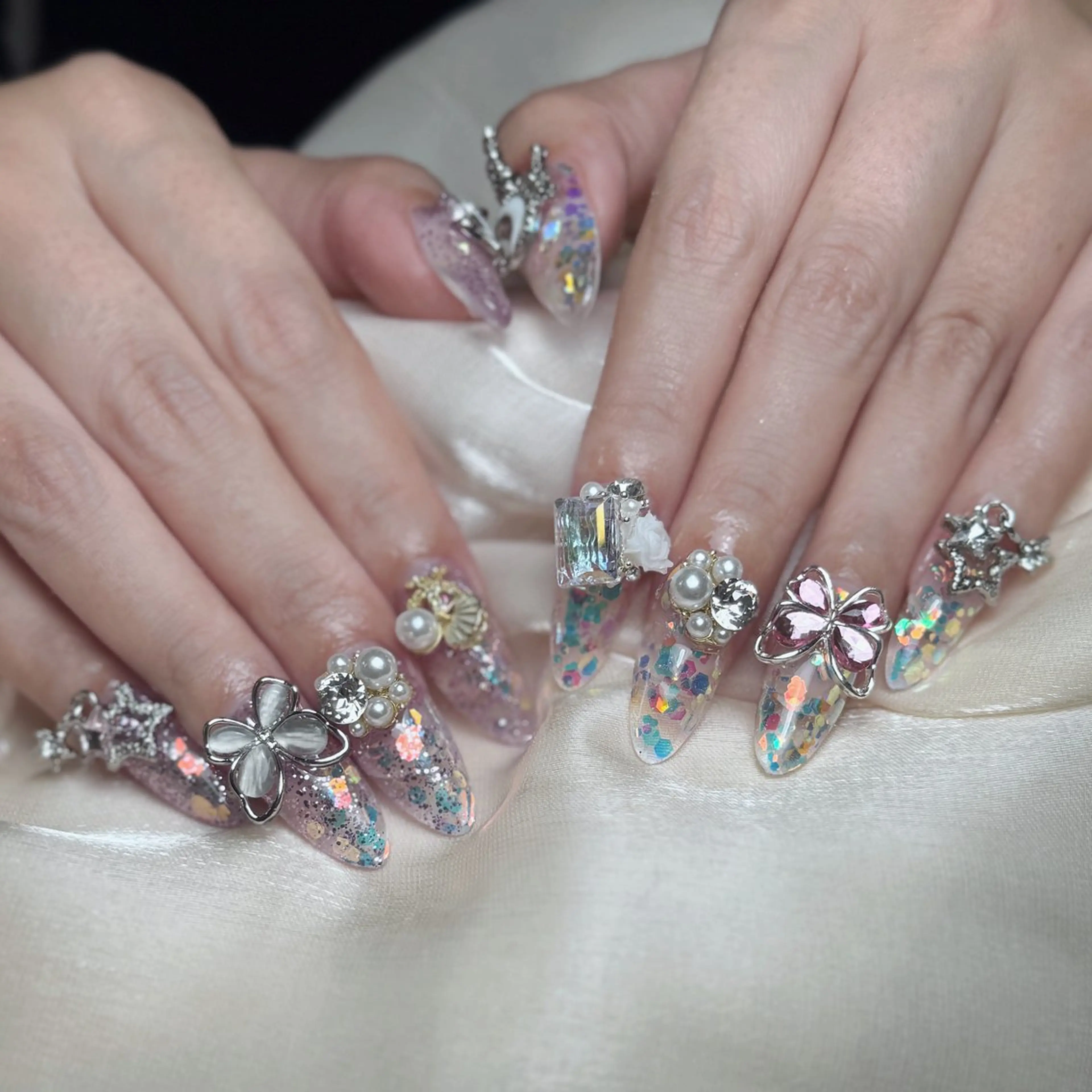 ネイル Maggie Nail🦩のネイルデザイン