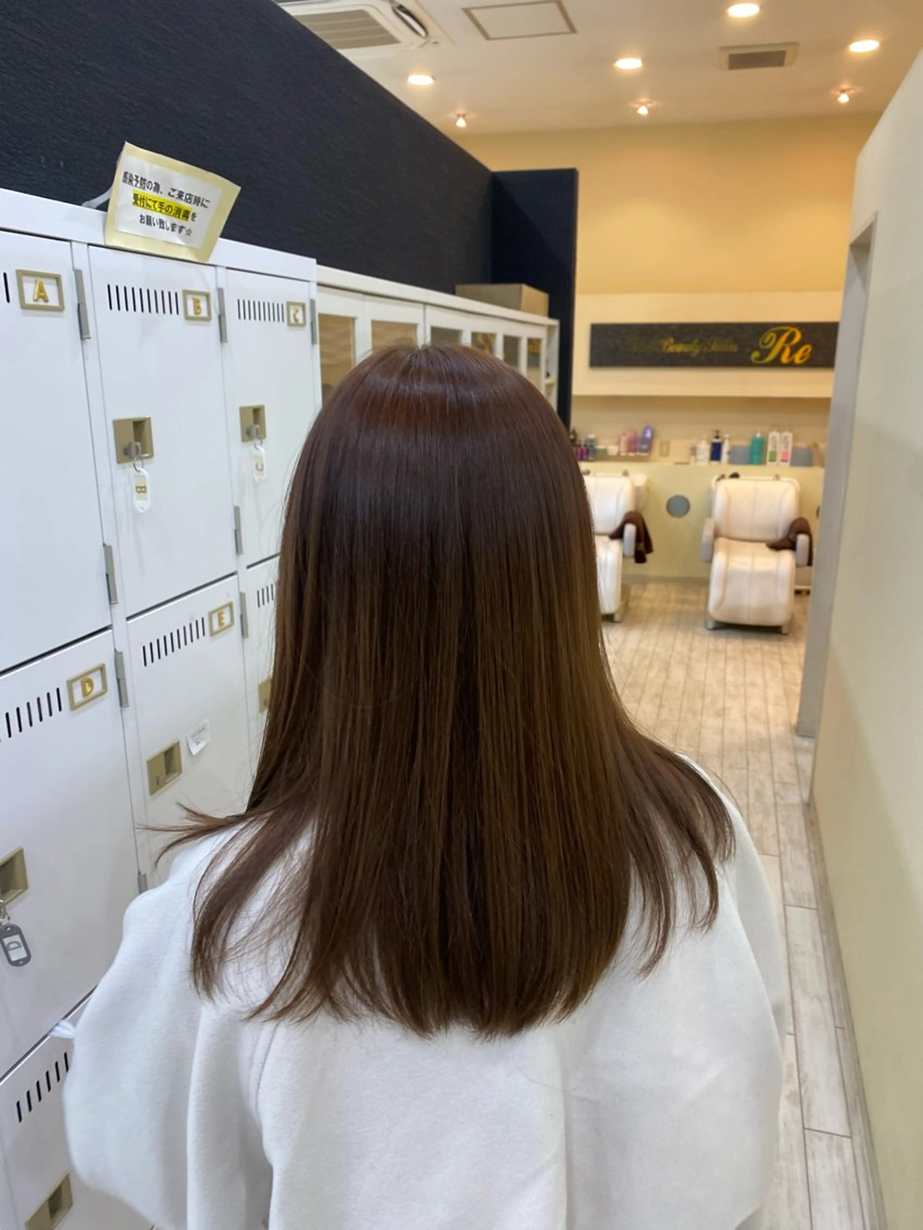 【ただいま予約解放しておりません🙇‍♀️】ワンカラー🤍の写真