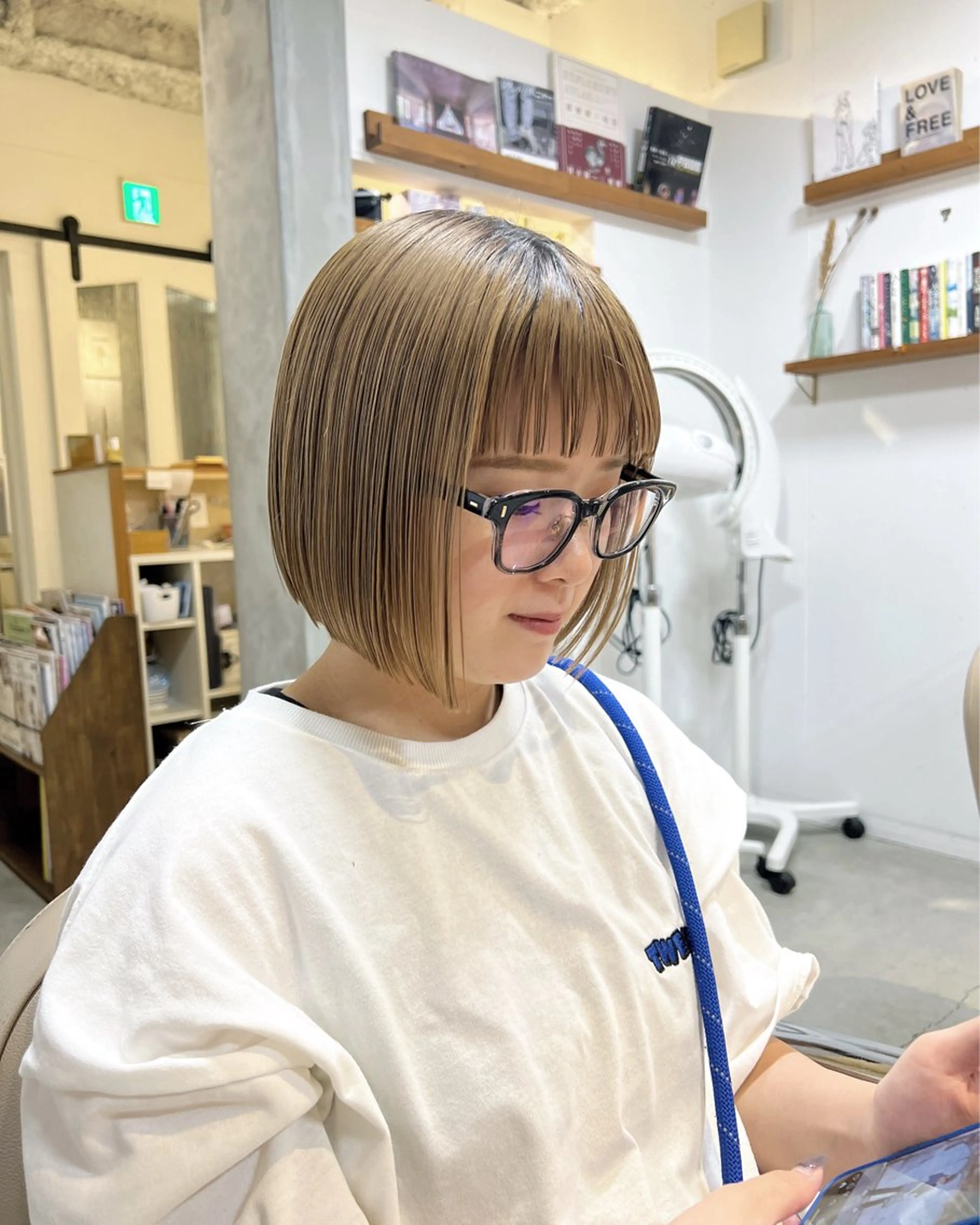 ショート カラー ベージュカラー ハイトーンカラー ボブ カット rina/似合わせ/ 艶髪カラー/髪質改善のヘアスタイル