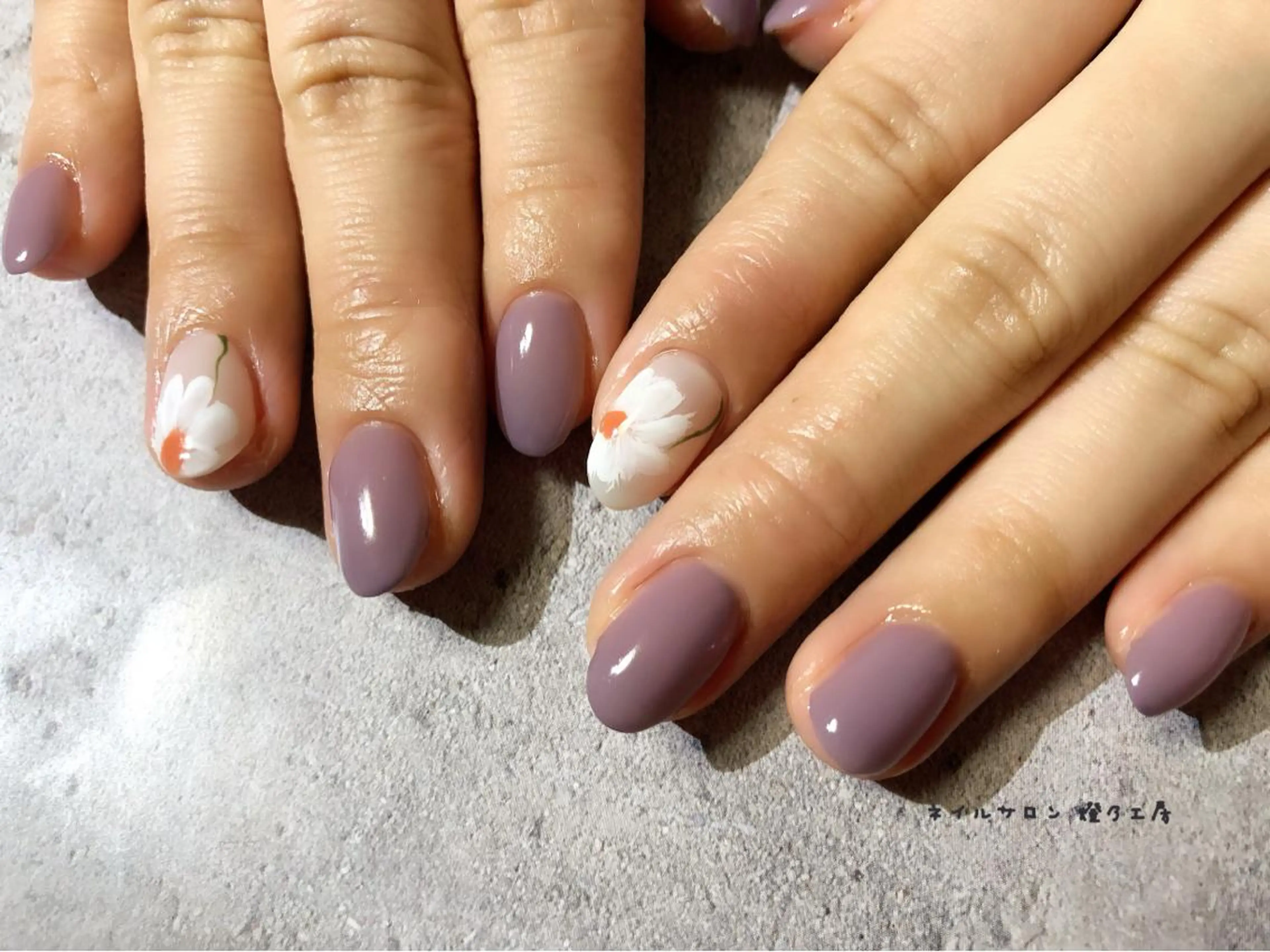 ネイル 伊藤 美里のネイルデザイン