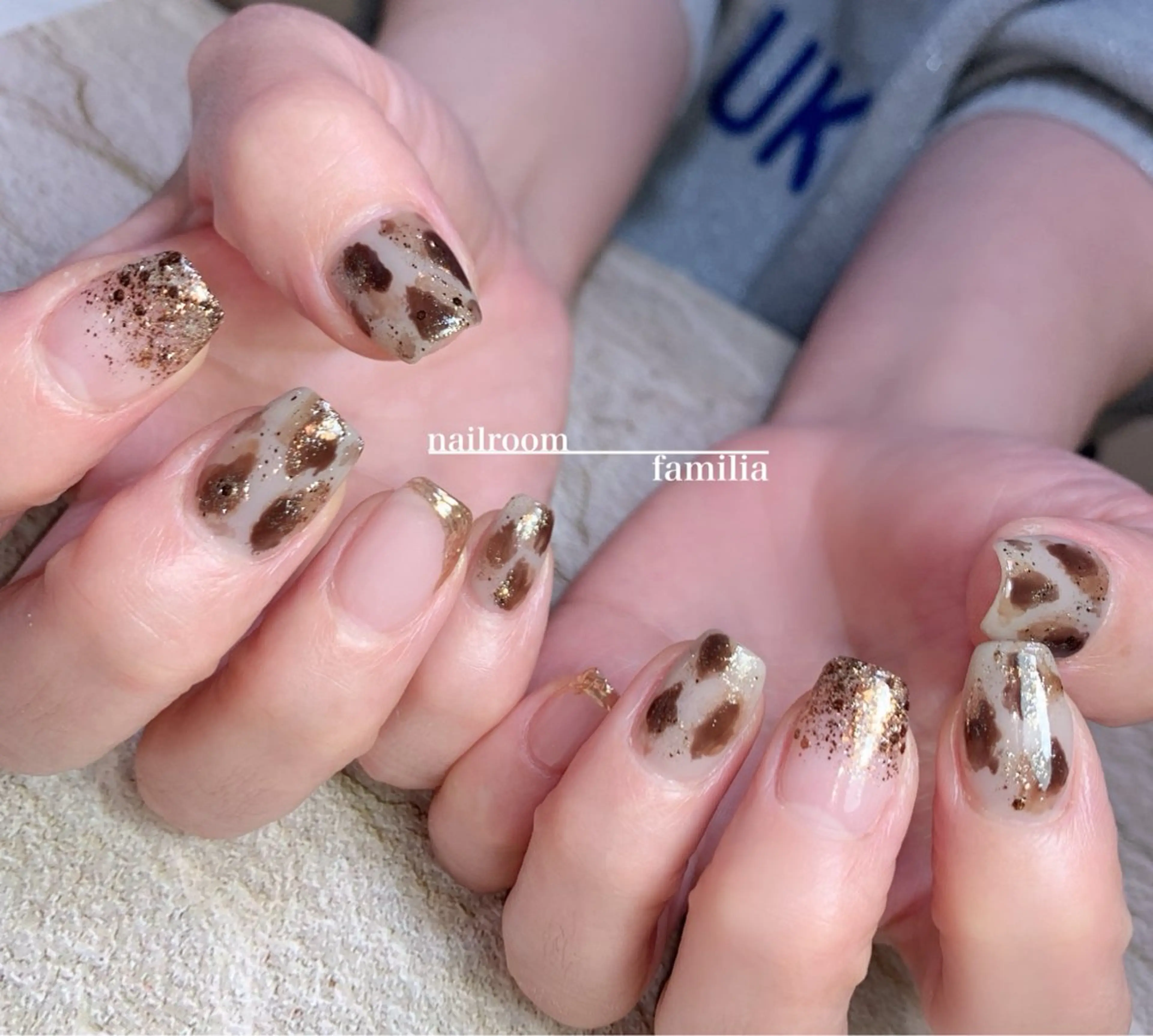 ネイル アニマル柄 グラデーション ラメ(グリッター) ラメグラデーション ミラーネイル ハンドネイル -nailroom- familiaのネイルデザイン