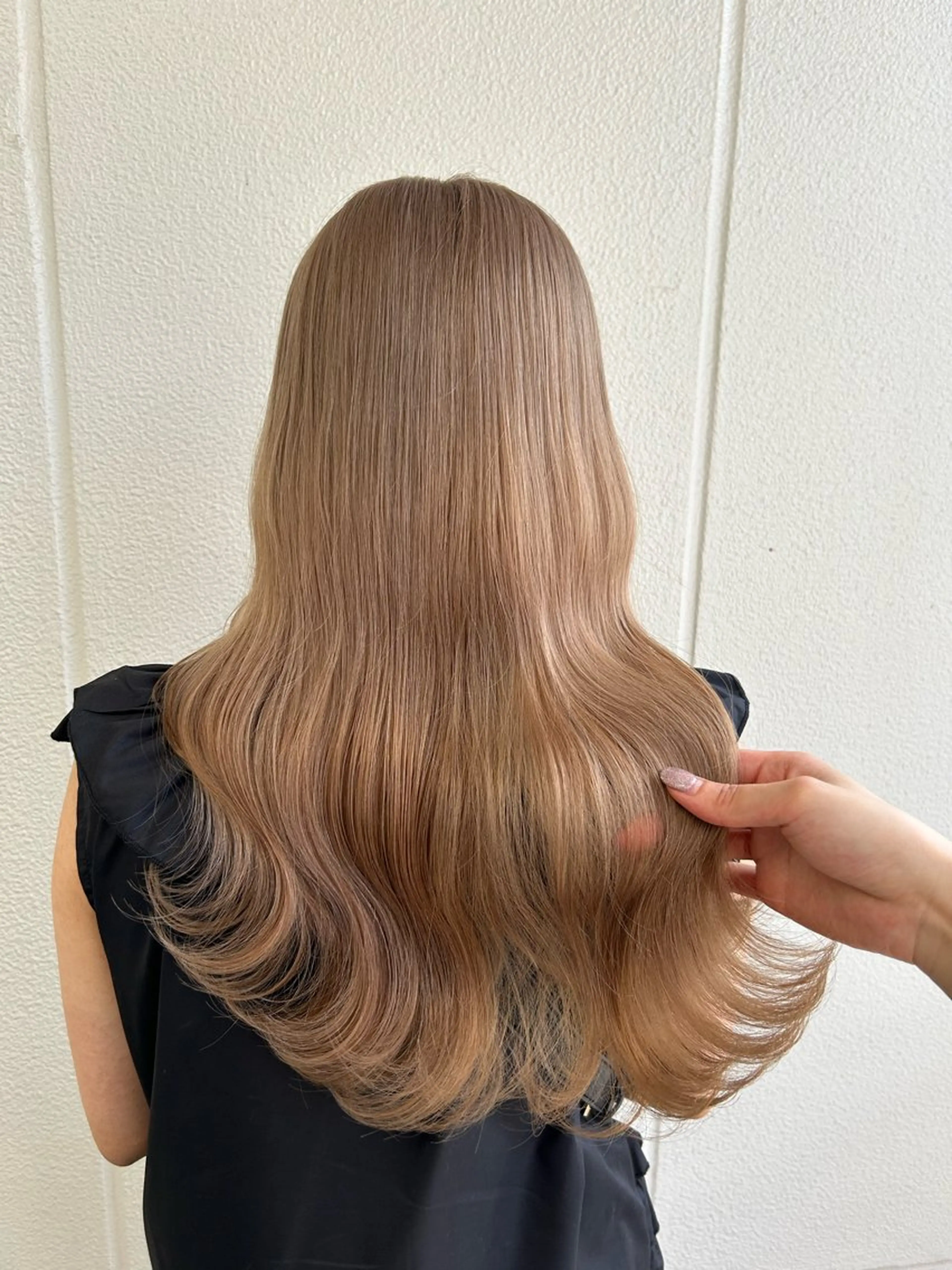 ロング カラー ヘアアレンジ ベージュカラー ミルクティーベージュ 《暖色/韓国hair 》🇰🇷桑原ユキネのヘアスタイル