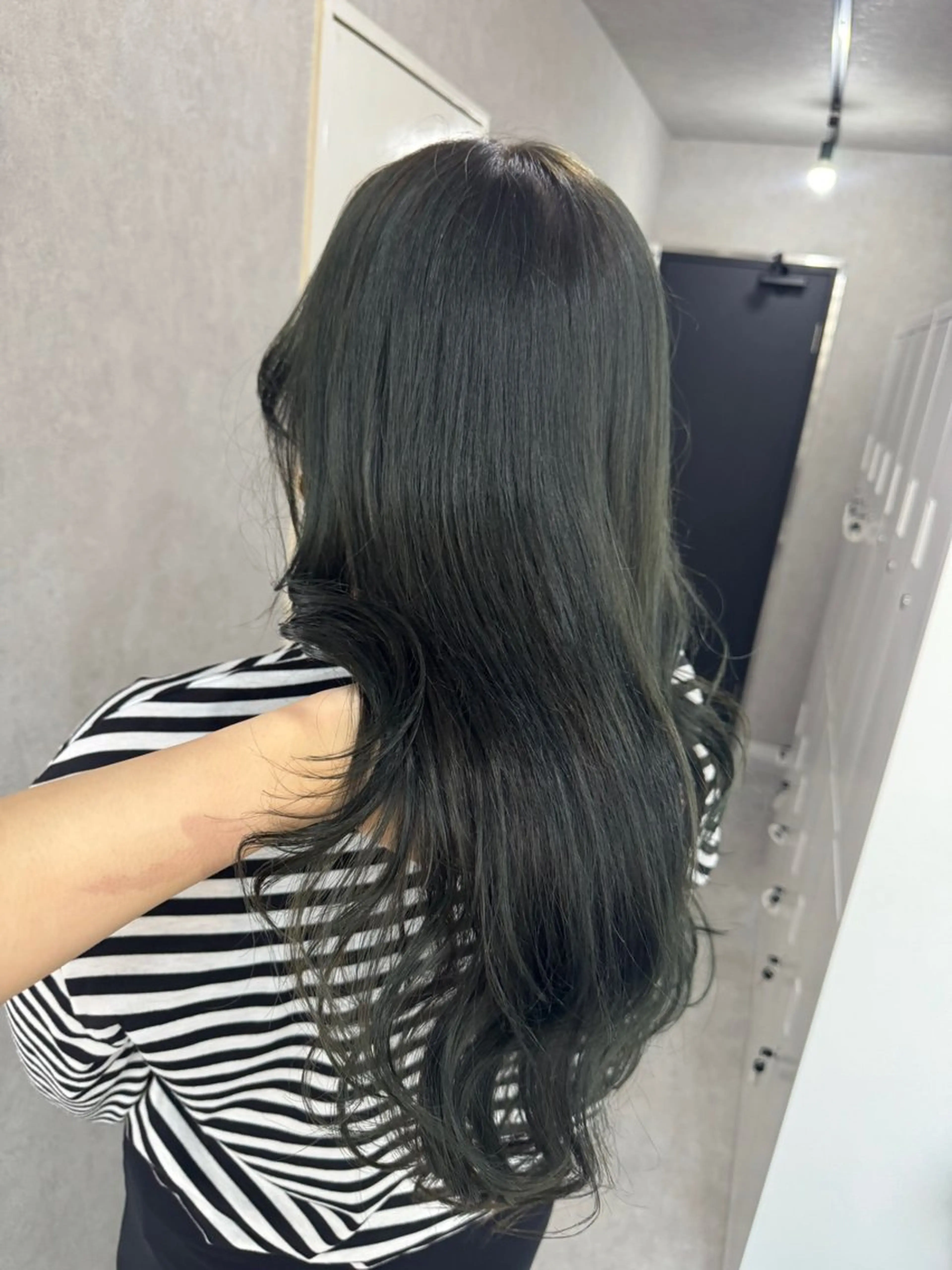 ロング カラー ベージュカラー ブリーチ ブラウンカラー 透明感カラー ダブルカラー 赤み無し柔らかカラー 【梅田】madokaのヘアスタイル