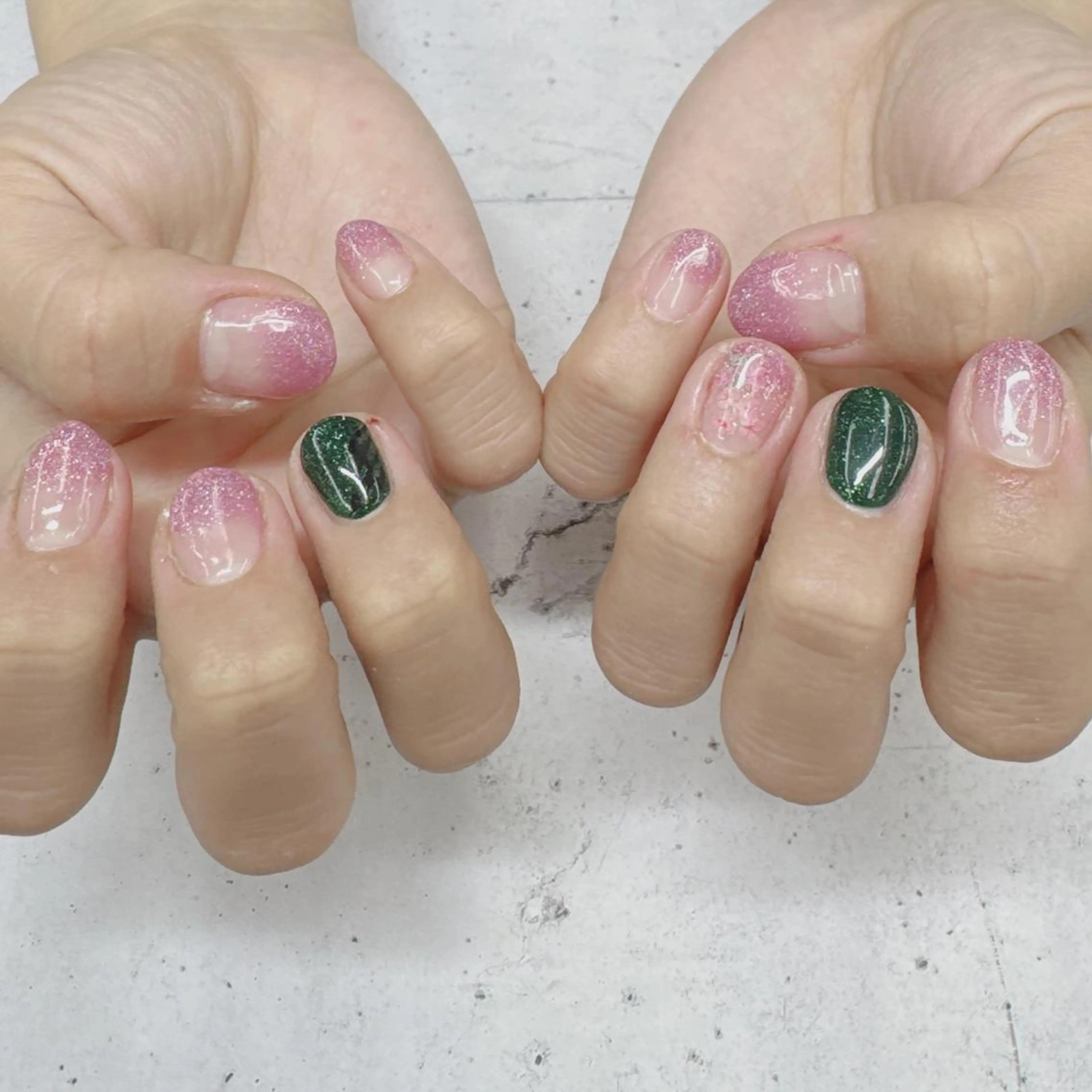 ネイル Nail salon Honey Beeのネイルデザイン