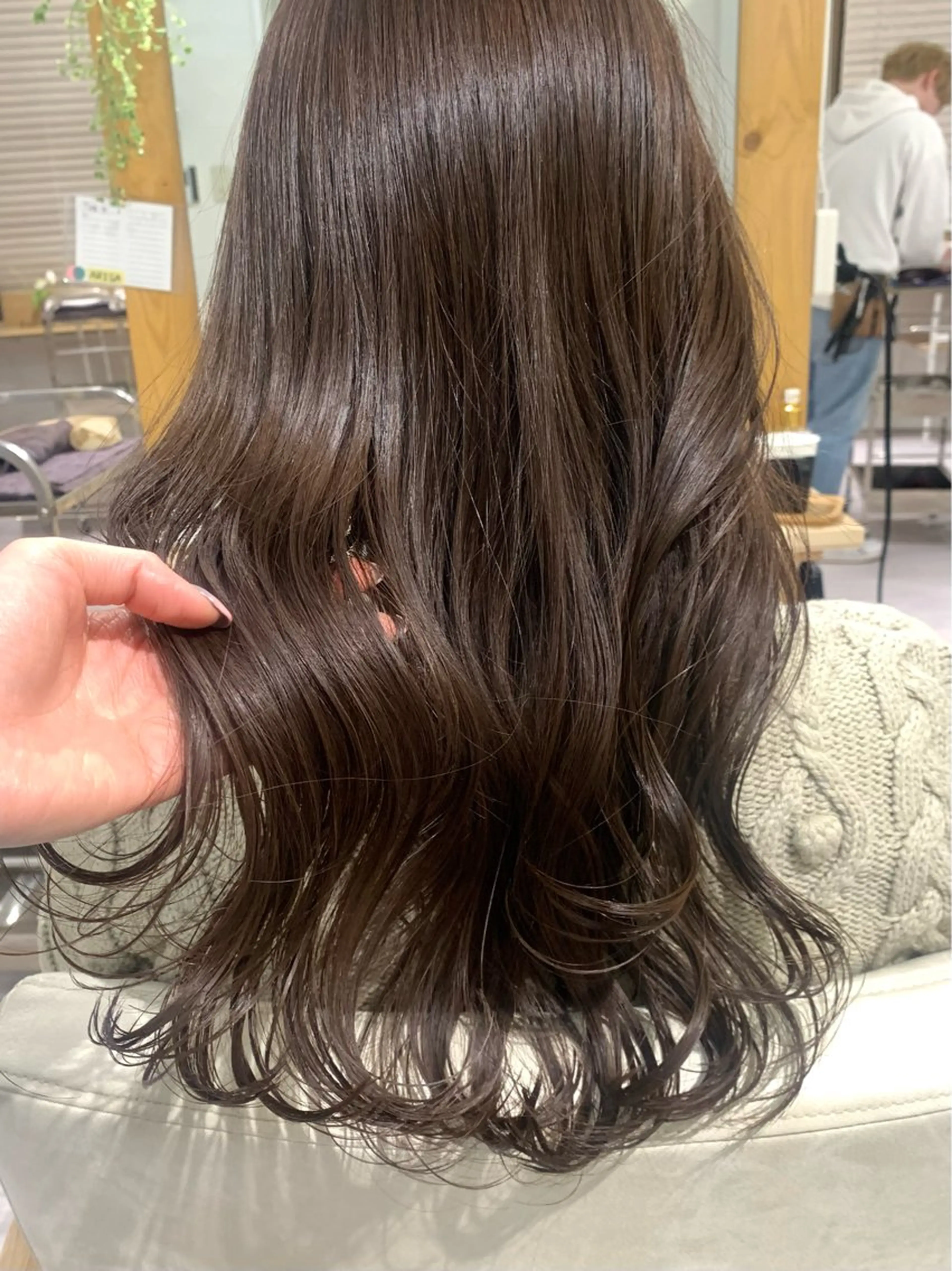 ロング ツヤカラー🤍 ARISAのヘアスタイル