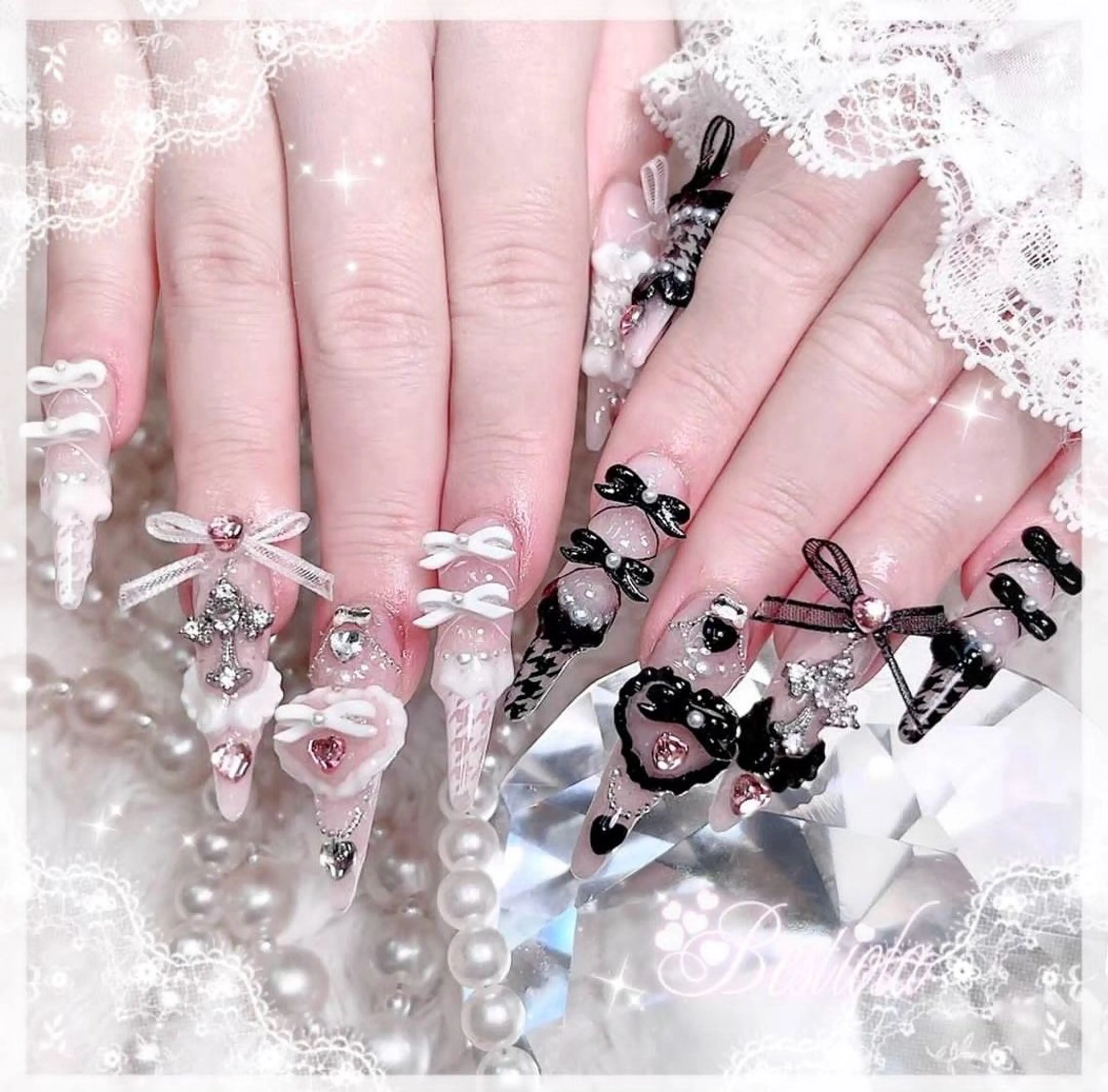 ネイル 長さ出し フレンチネイル グラデーション 卒業式 マグネットネイル ハンドネイル MIHANA NAILのネイルデザイン