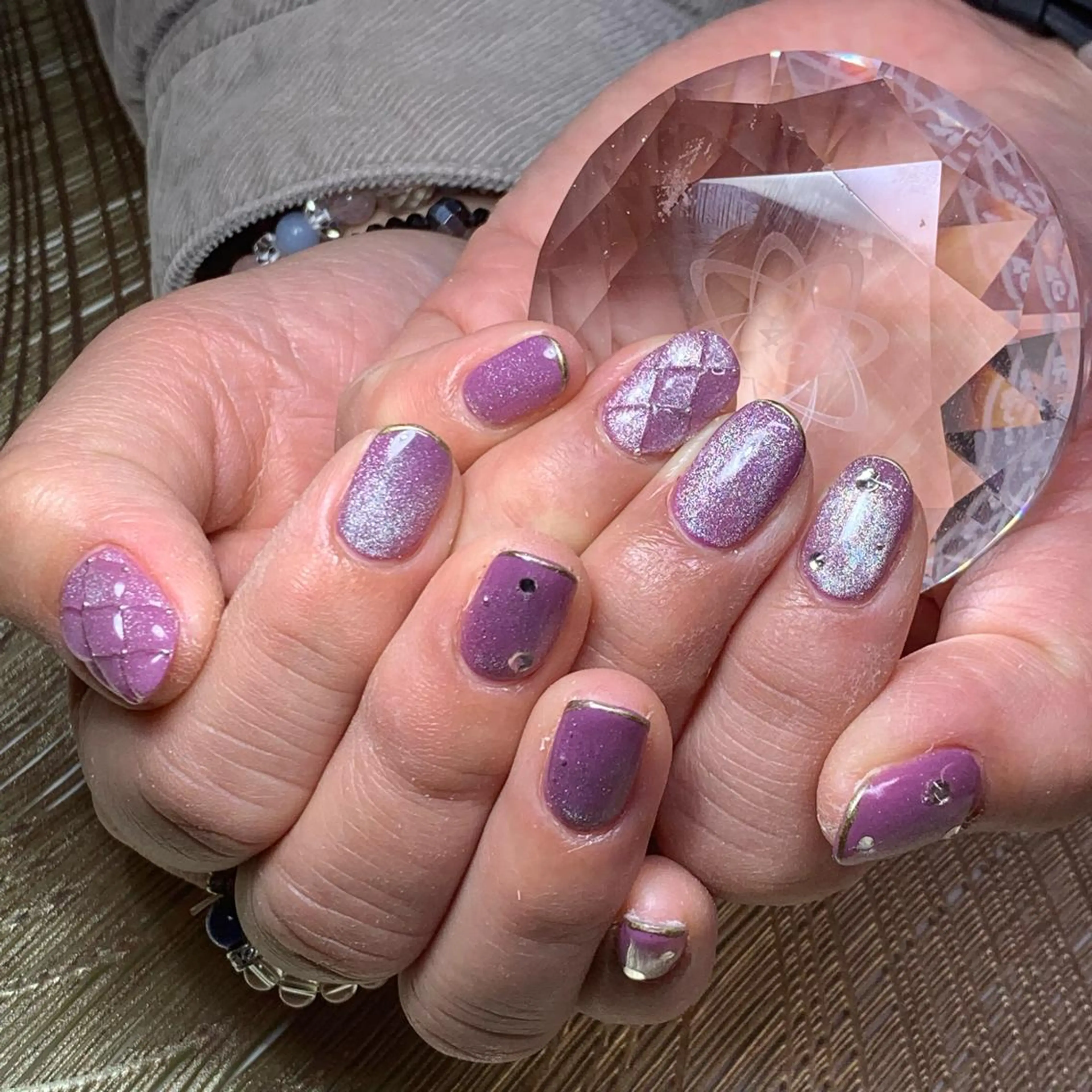 ネイル ハンドネイル καρδιά -ｶﾙﾃﾞｨｱ-のネイルデザイン