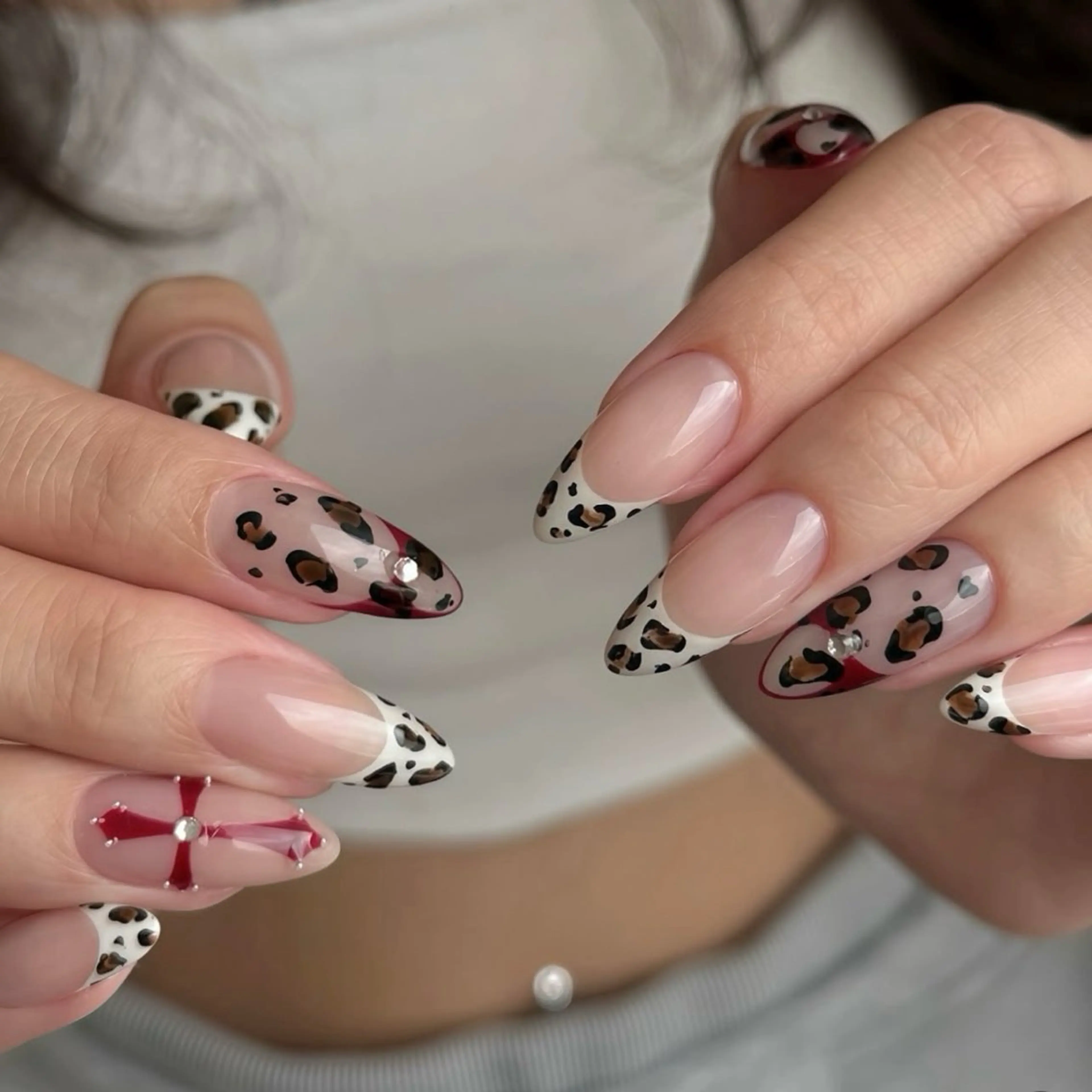 ネイル アニマル柄 赤色 ハンドネイル ちりんネイル所属・chirin nailのネイルデザイン