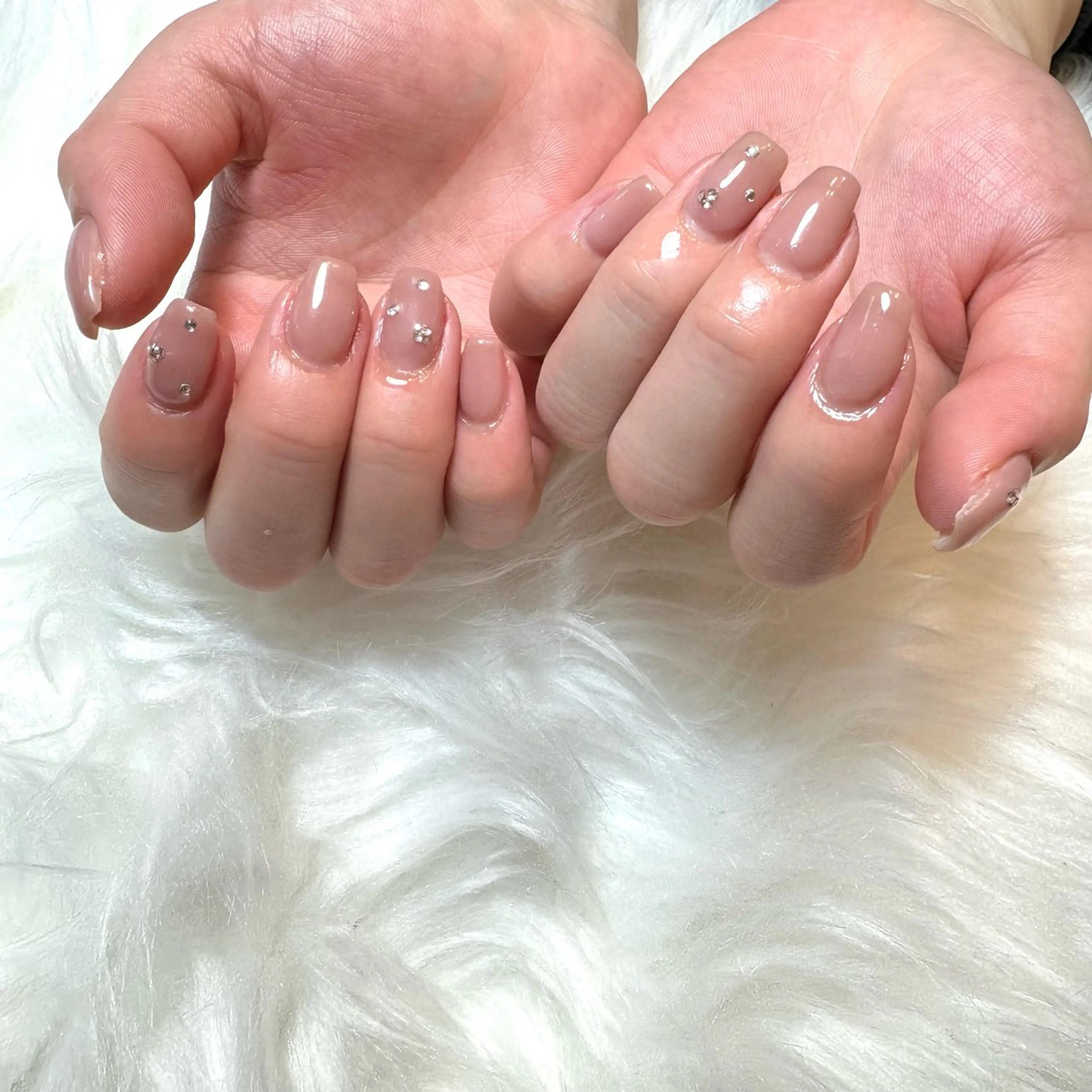 ネイル Aulu'bネイル ボディージュエリーのネイルデザイン