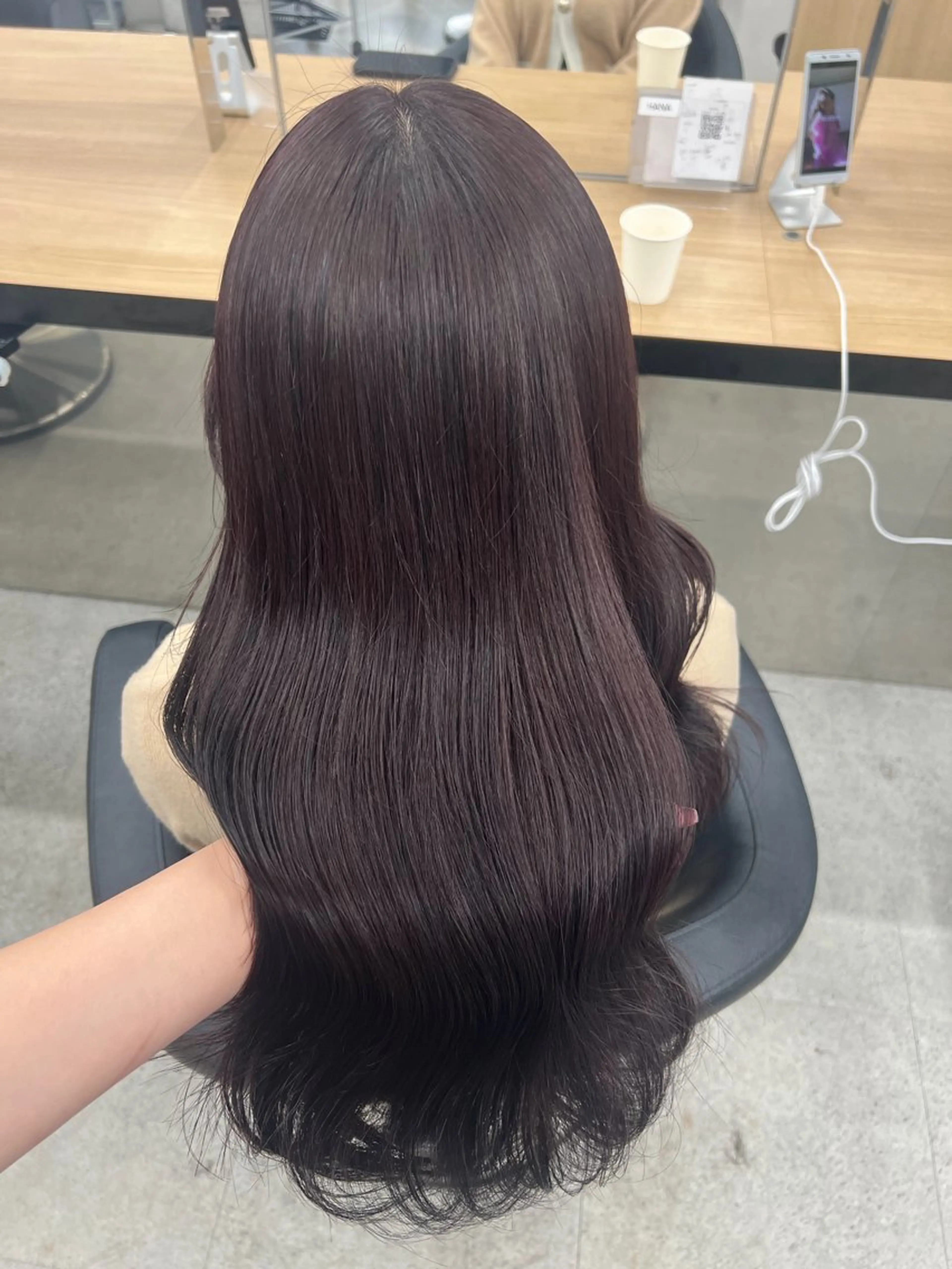 ロング カラー ブリーチ 髪質改善 トリートメント ヘアカラー 💗愛され暖色💗 ピンク/レッド💗のヘアスタイル