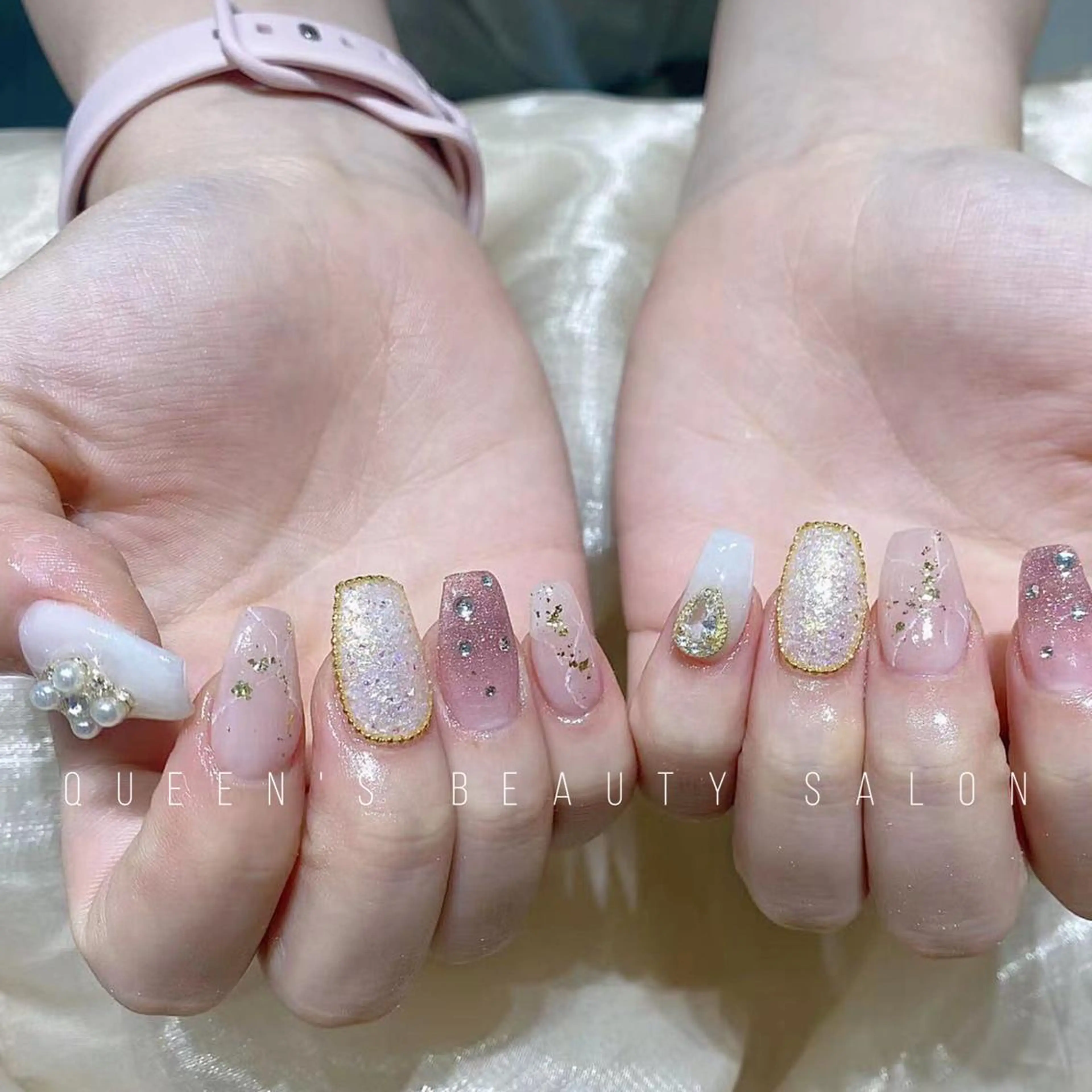 ネイル ハンドネイル Queen’s 歌舞伎町店のネイルデザイン