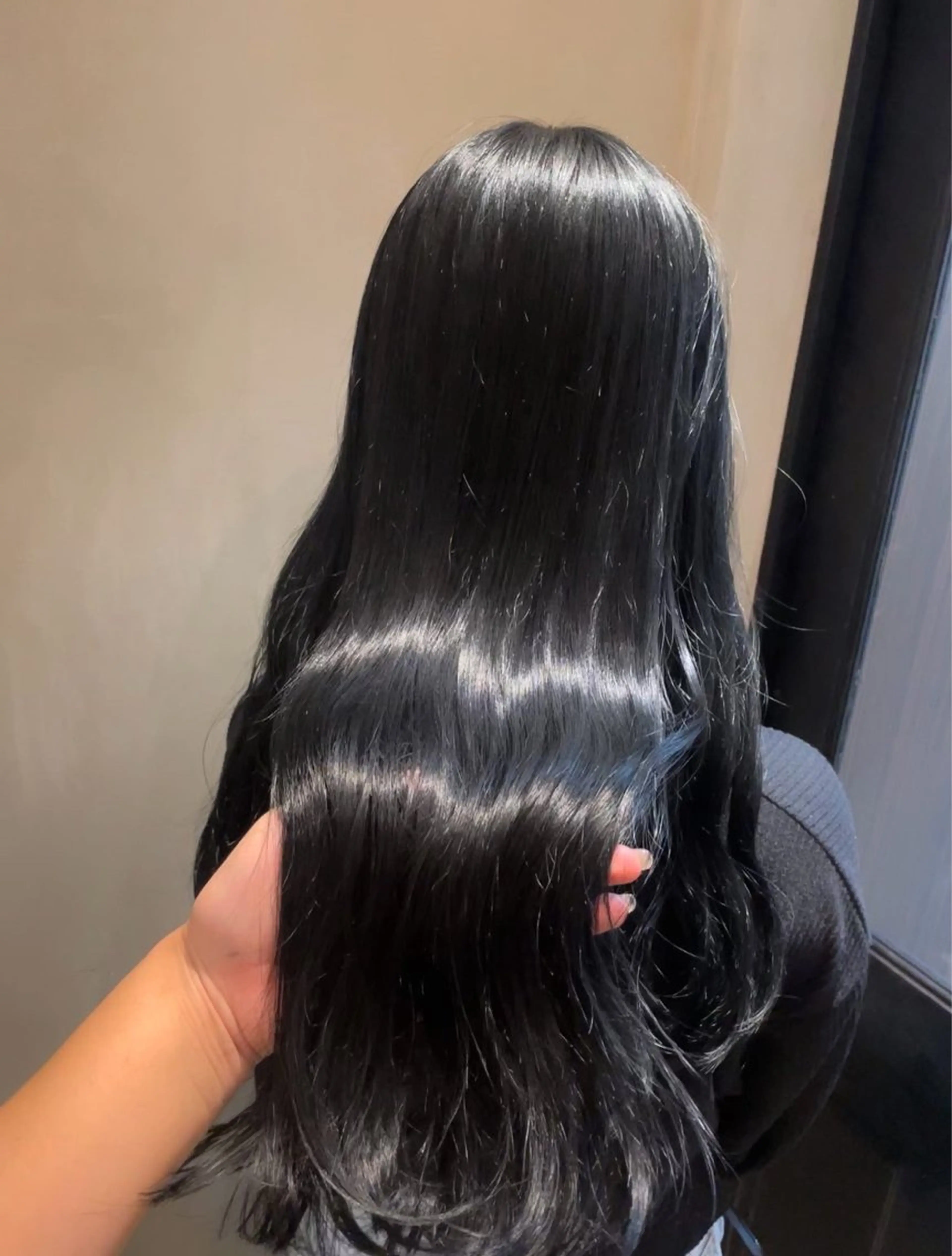 ミディアム カラー 黒髪 透明感カラー カット ヘアカラー トリートメント 新宿 /透明感カラー レイヤー/NANAのヘアスタイル