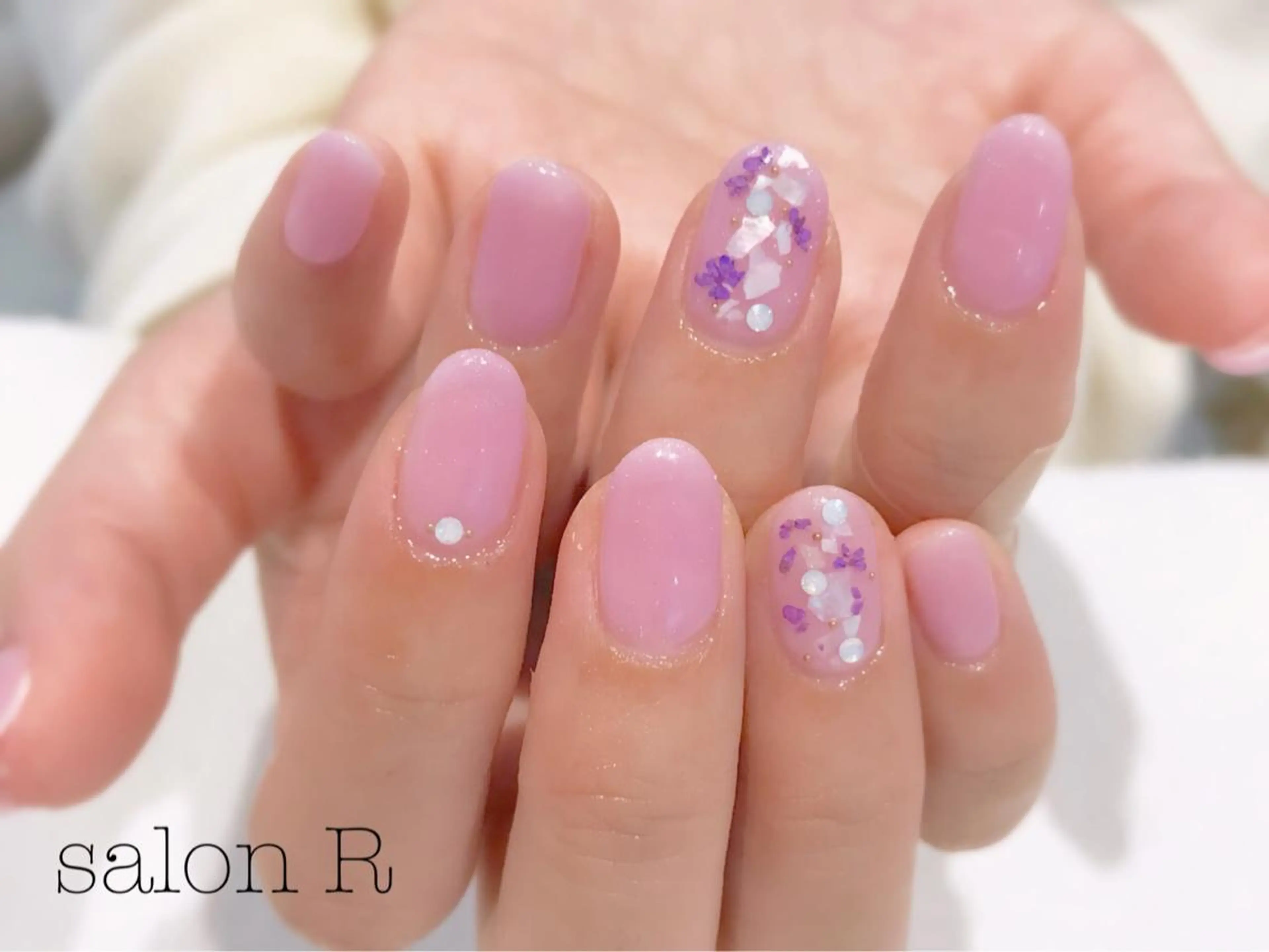 ネイル Re Pearl～コーディネートサロン～ 市駅前店所属・NARUMI HYODOのネイルデザイン