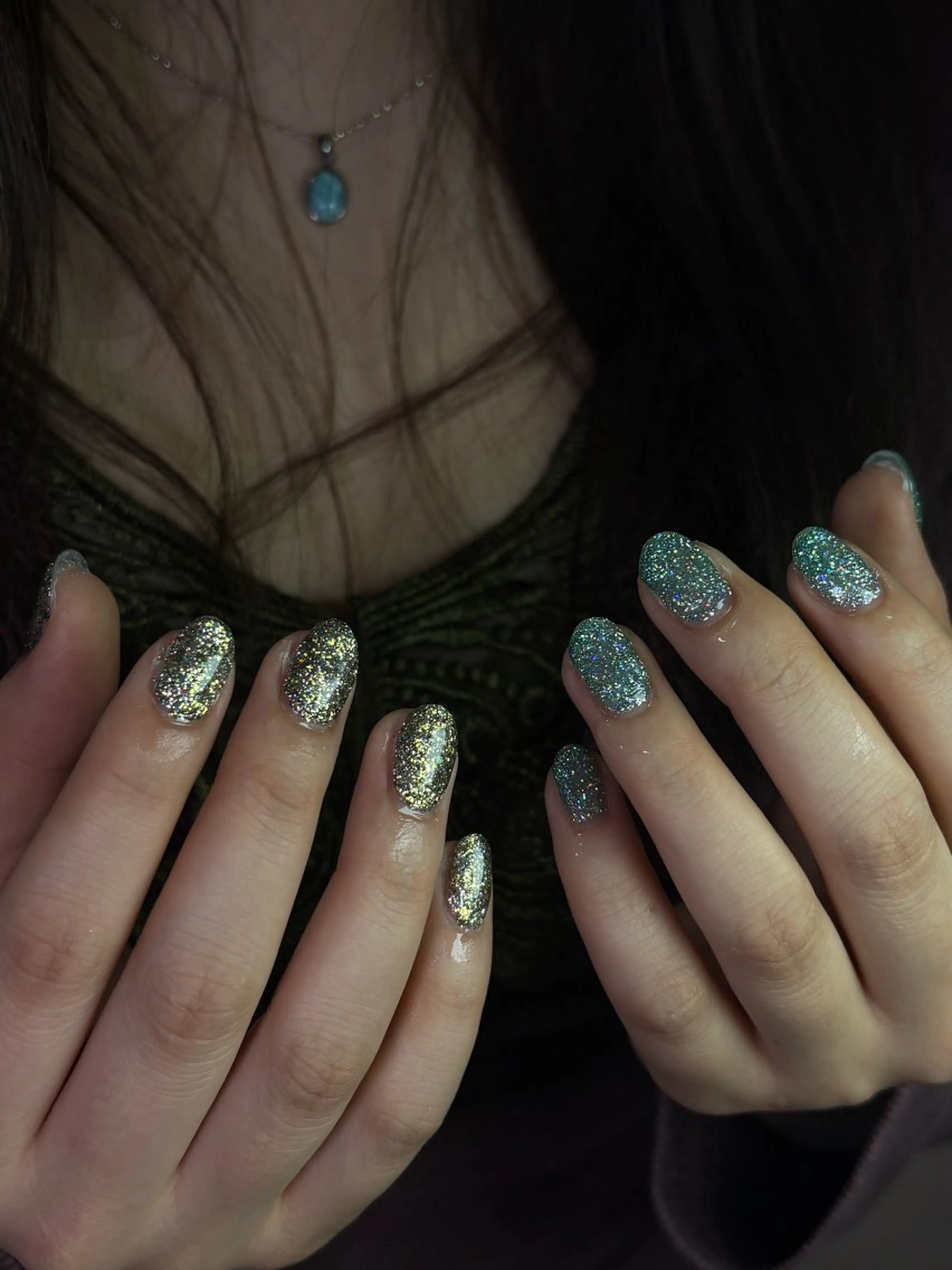 ネイル Dark Honey Ivyのネイルデザイン