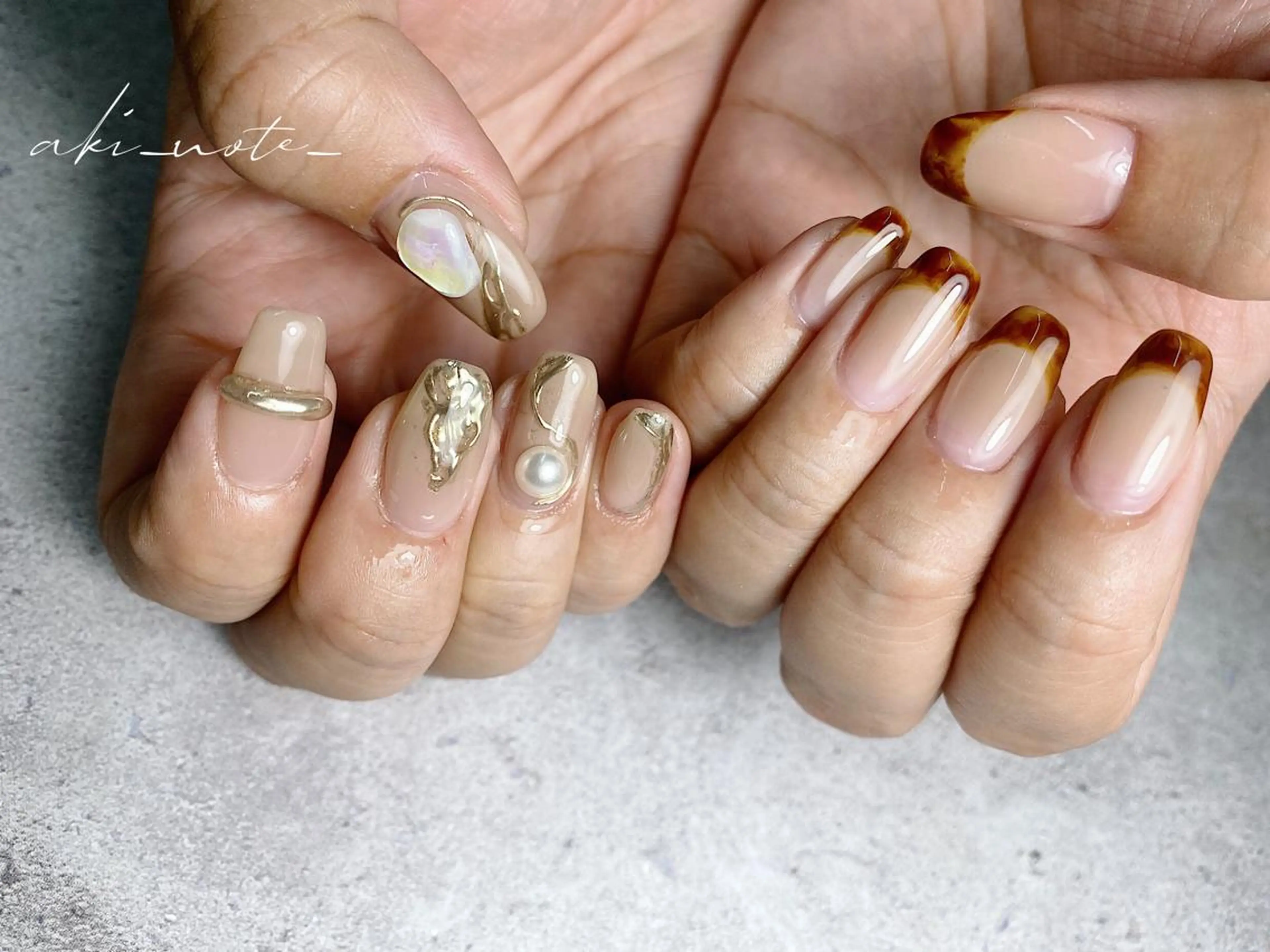 ネイル べっ甲ネイル フレンチネイル ニュアンスネイル ハンドネイル フットネイル GRANDE大須 栄/店長 aki🌙のネイルデザイン