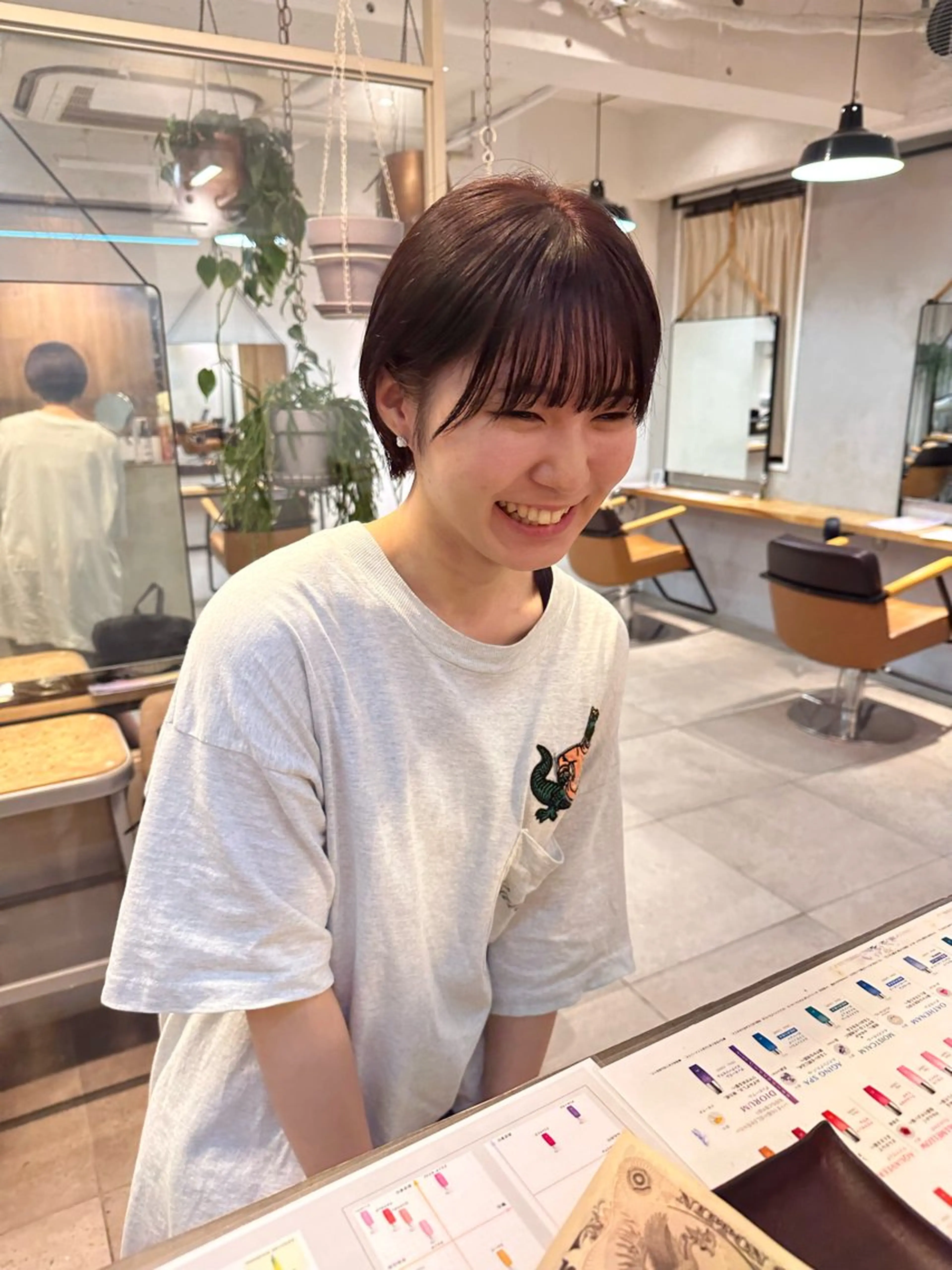 ショート REINA☁️透明感 カラー/ぷつっと♡のヘアスタイル