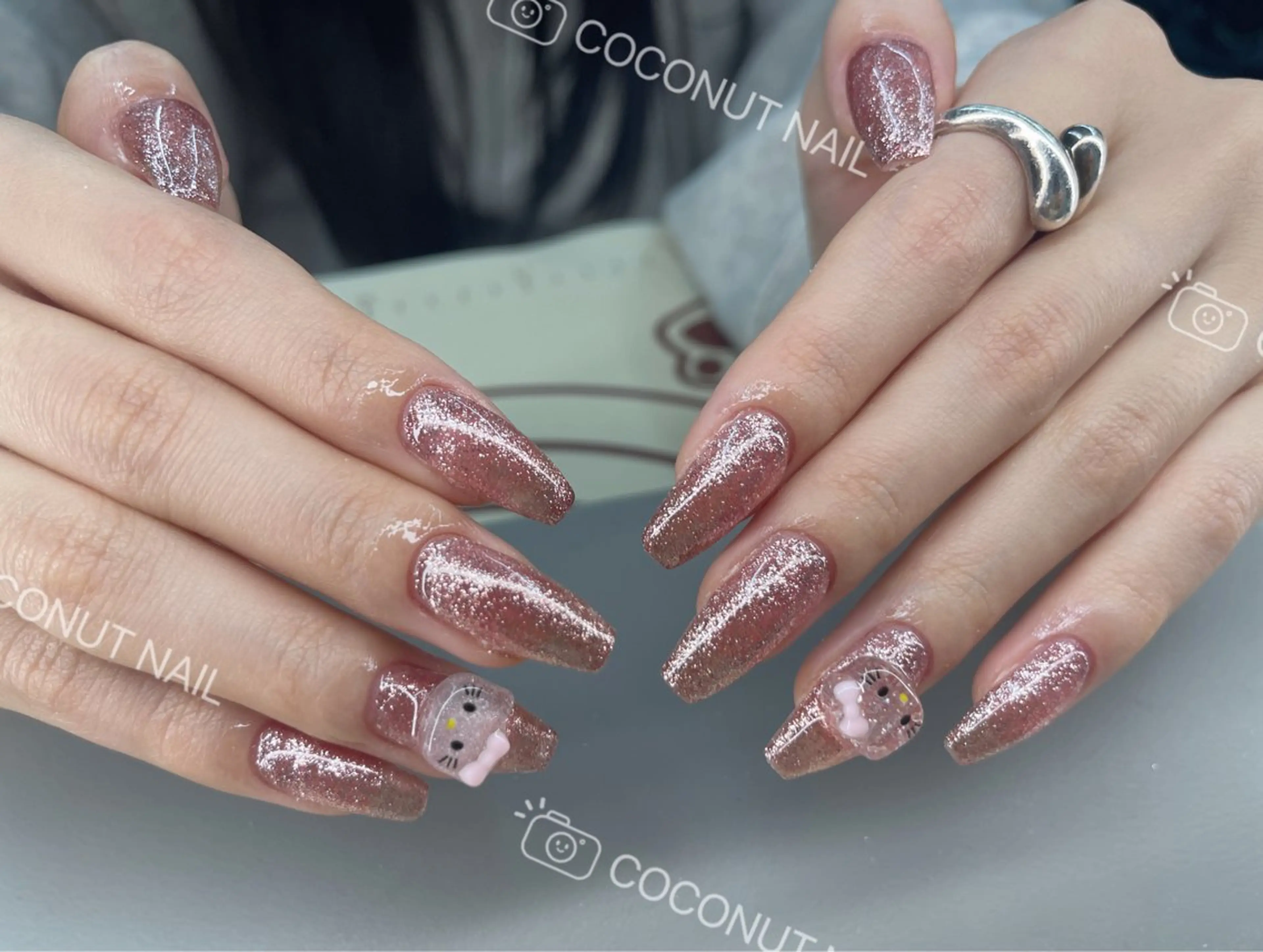 ネイル ハンドネイル 神田 ココナッツのネイルデザイン