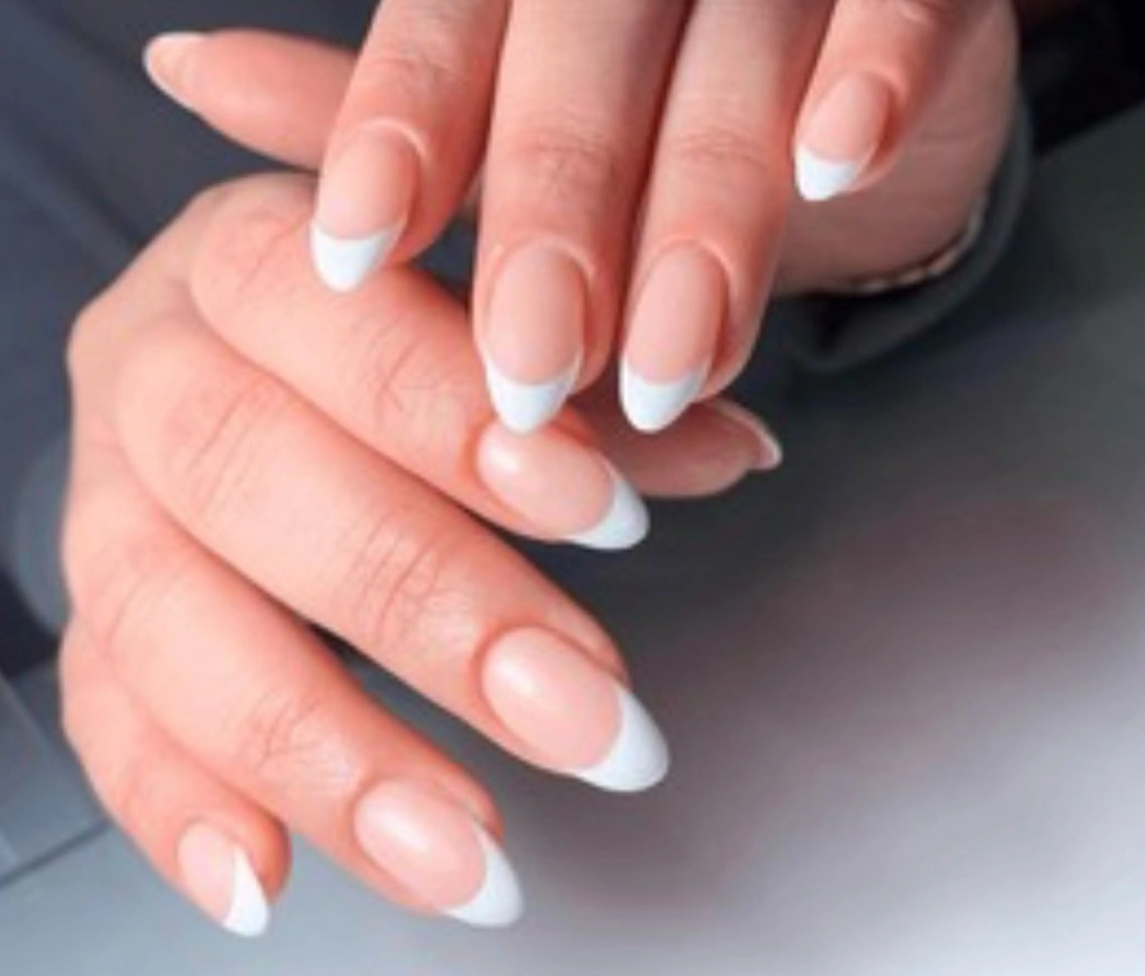 オフ無しフレンチ(ベースカラーあり)の写真