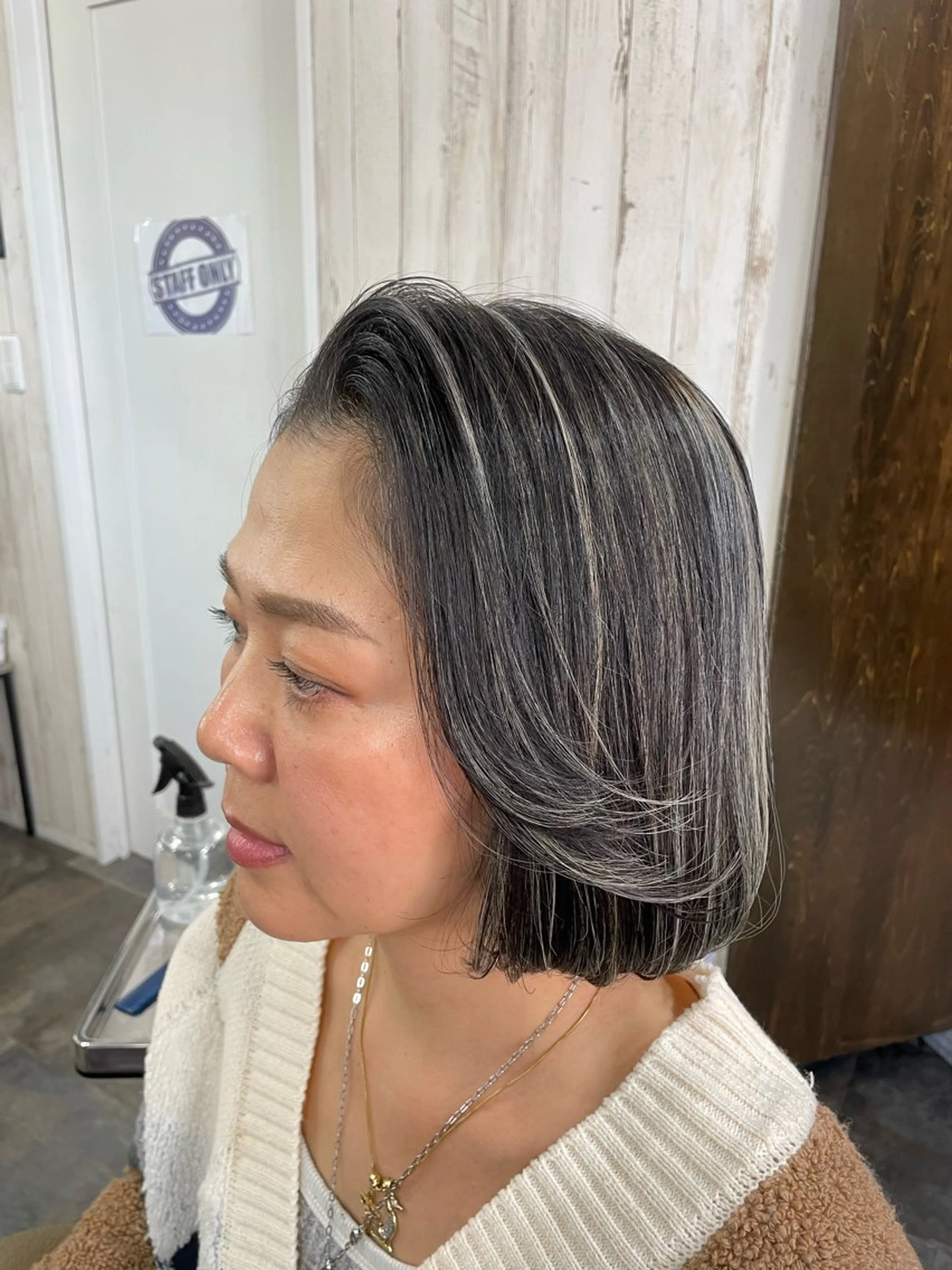 ショート カット ヘアカラー 韓国風くびれヘア/ 小顔レイヤー🧿小林のヘアスタイル