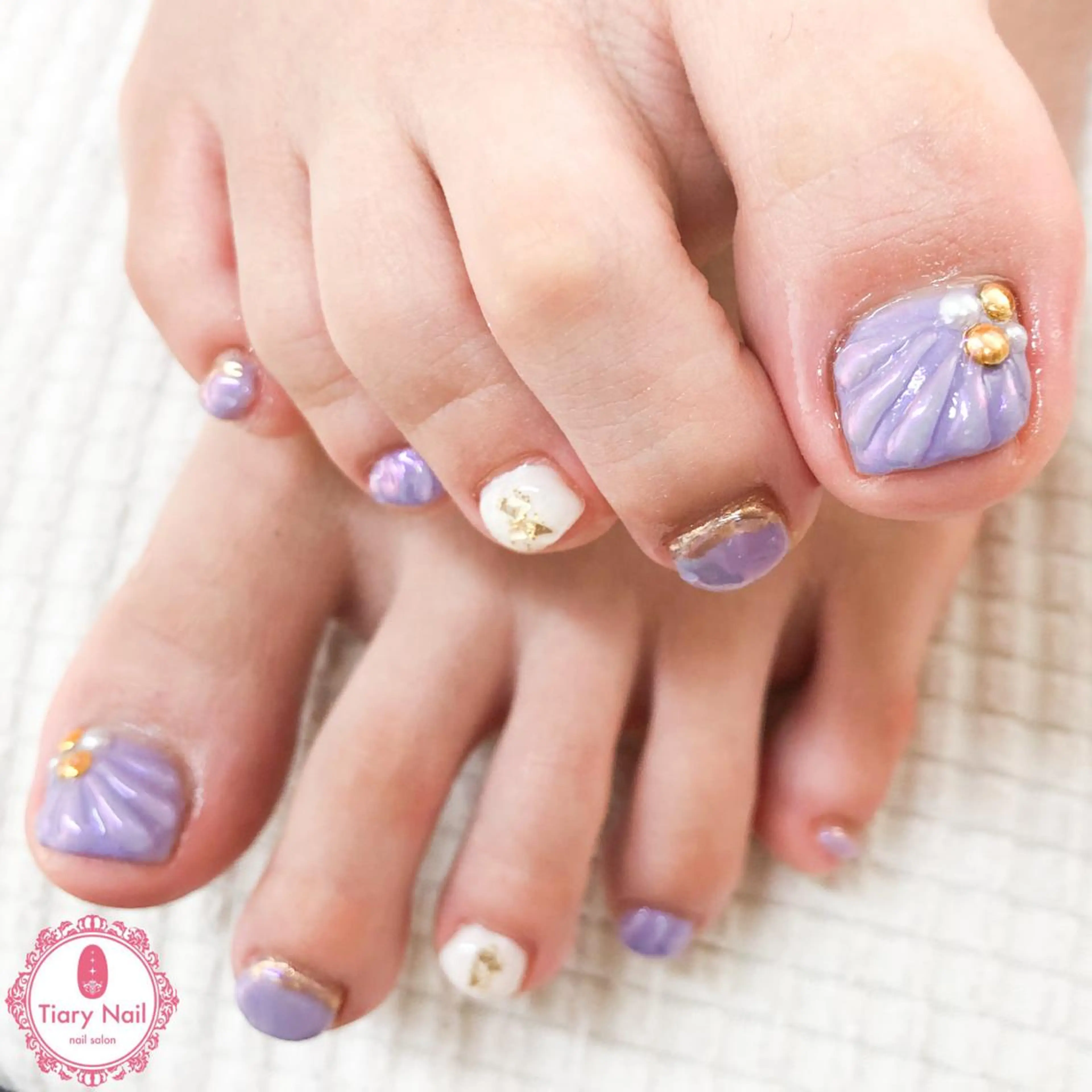 ネイル tiarynail K Kのネイルデザイン