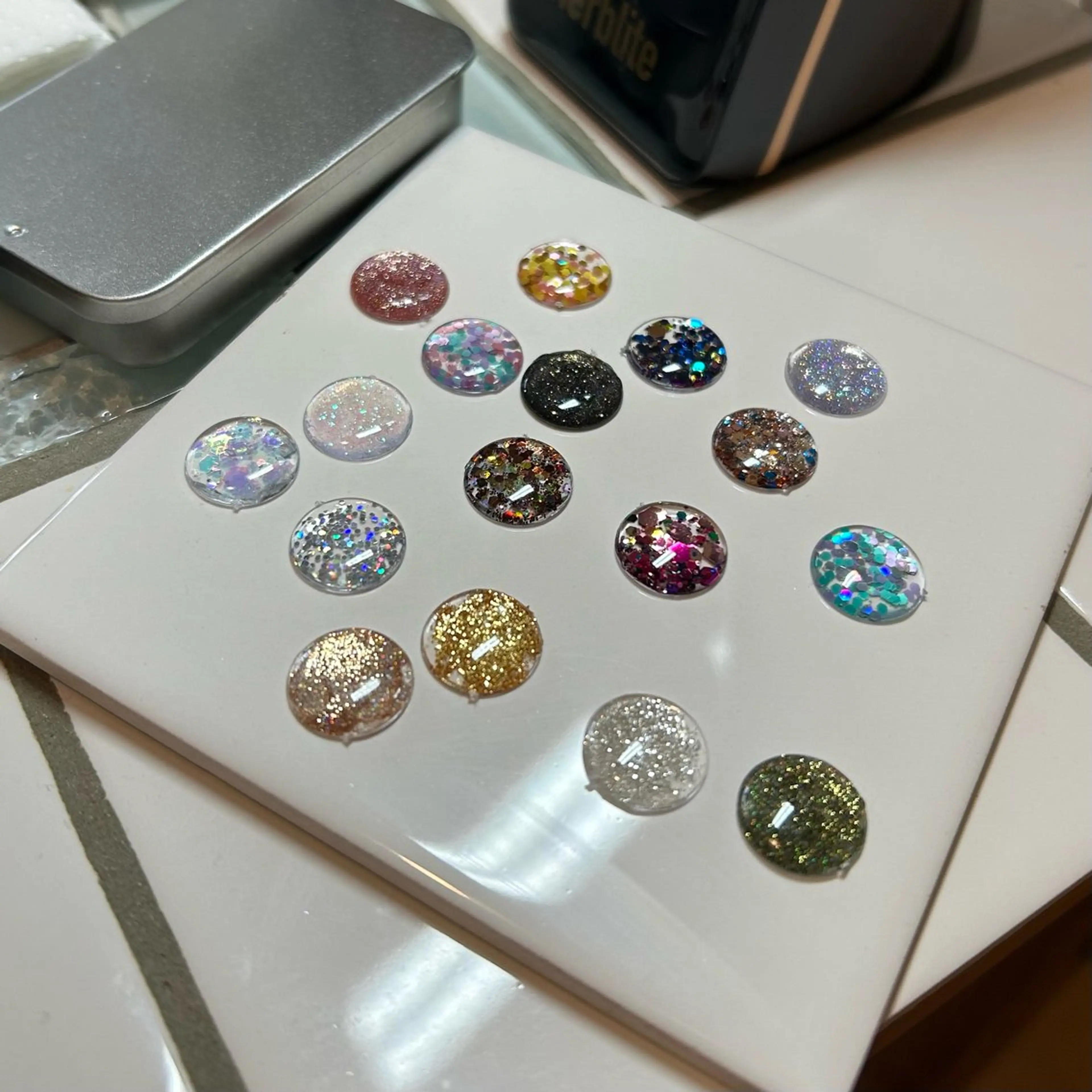 ネイル nail atelier hiton所属・nailist 朱音のネイルデザイン