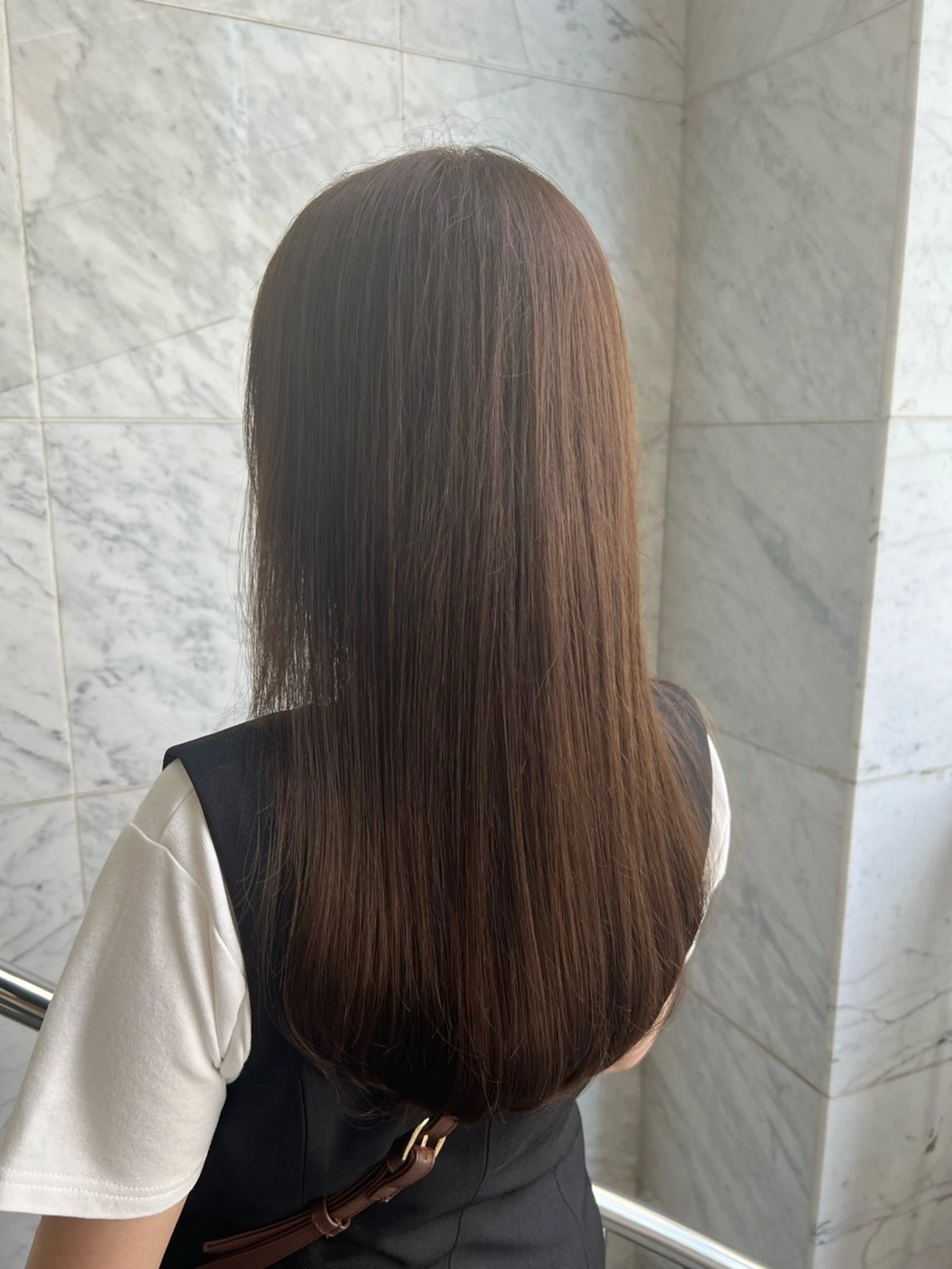 セミロング ヘアカラー トリートメント Eir 神戸所属・髪質改善/縮毛矯正 長井 美佐子のヘアスタイル