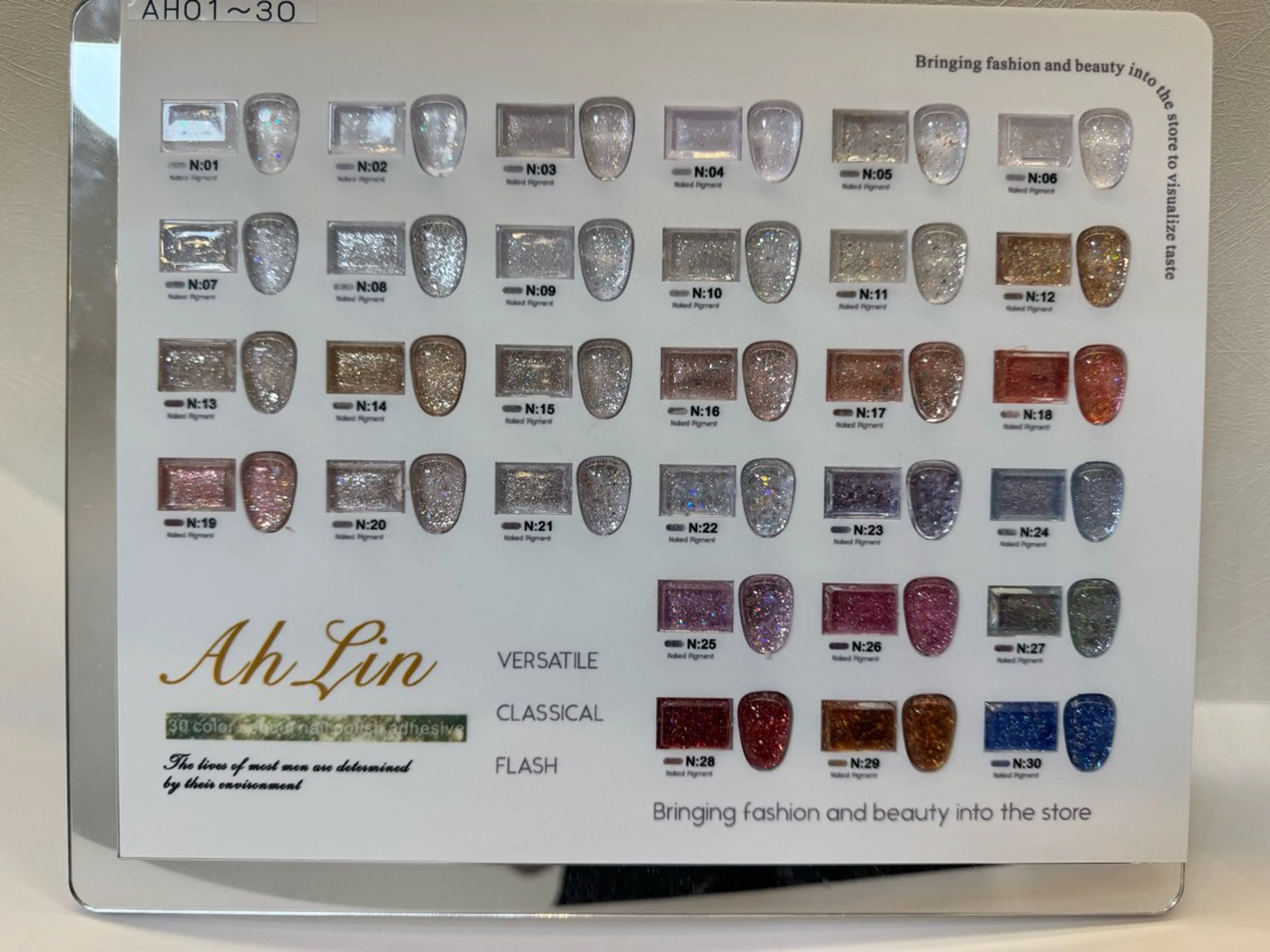 ネイル ジェルネイル グラデーション キラキラネイル ラメ(グリッター) ラメグラデーション 🎀MIYUKI Salon🎀のネイルデザイン