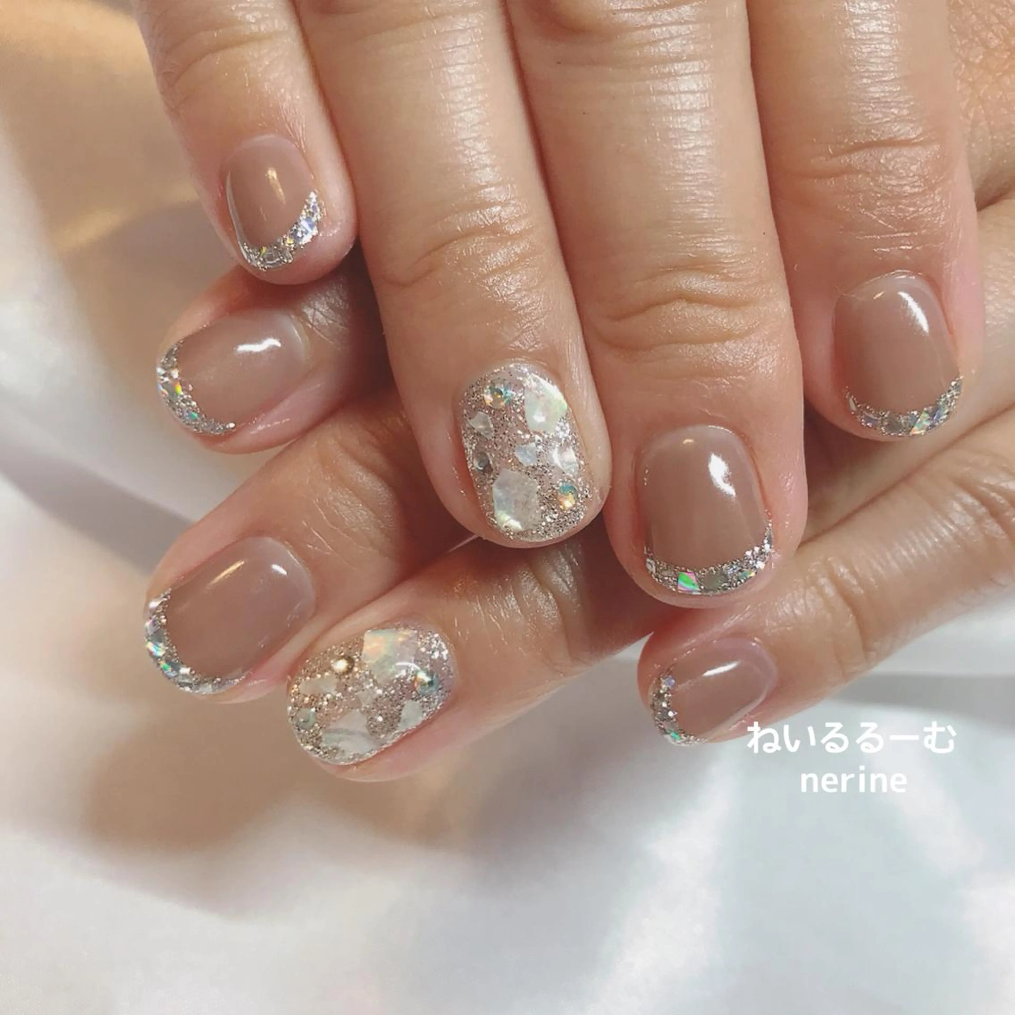 ネイル キラキラネイル NAILST Naomiのネイルデザイン