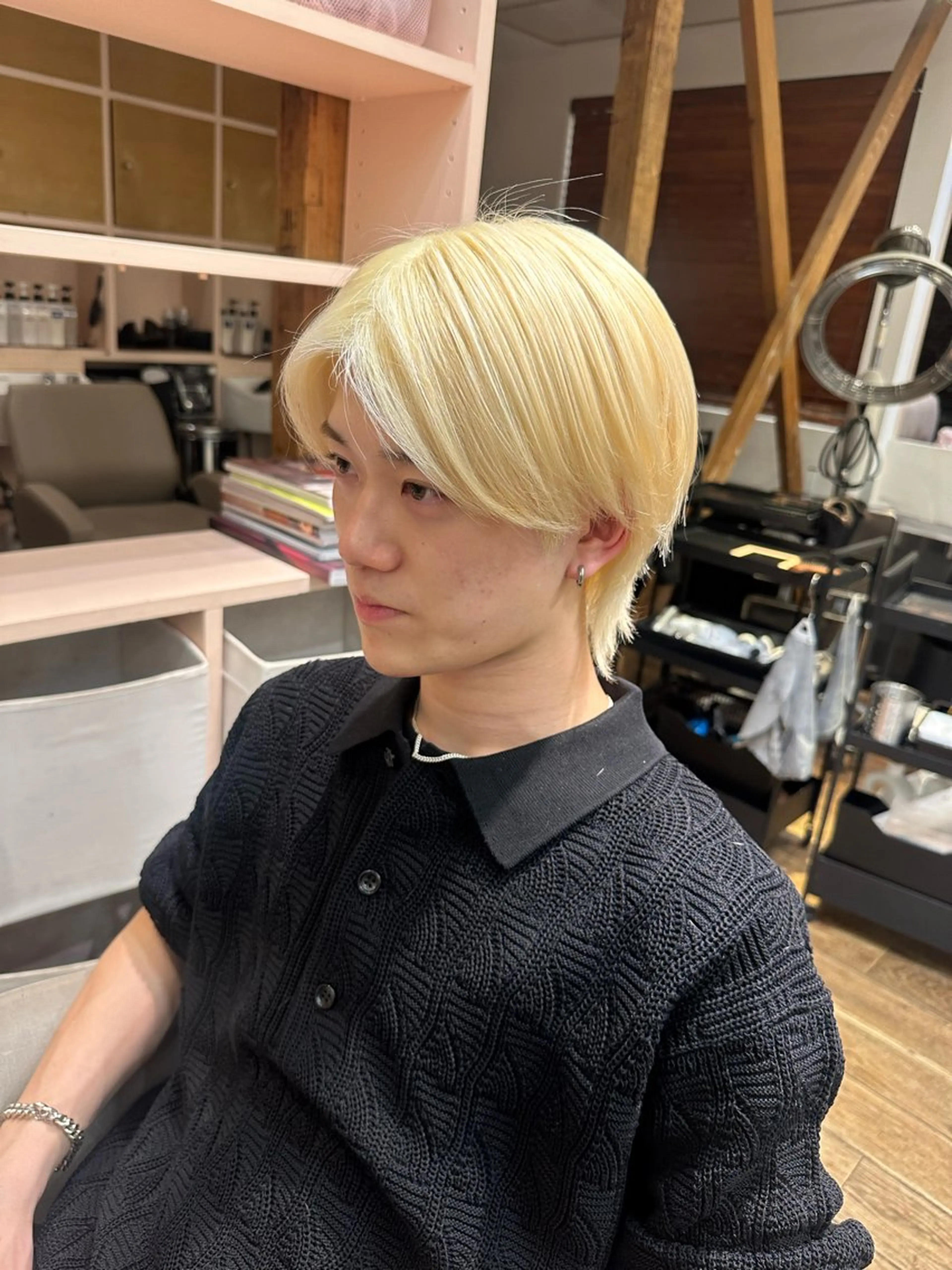 ショート Null 表参道所属・岩下昂世/ ハイトーン/デザインのヘアスタイル