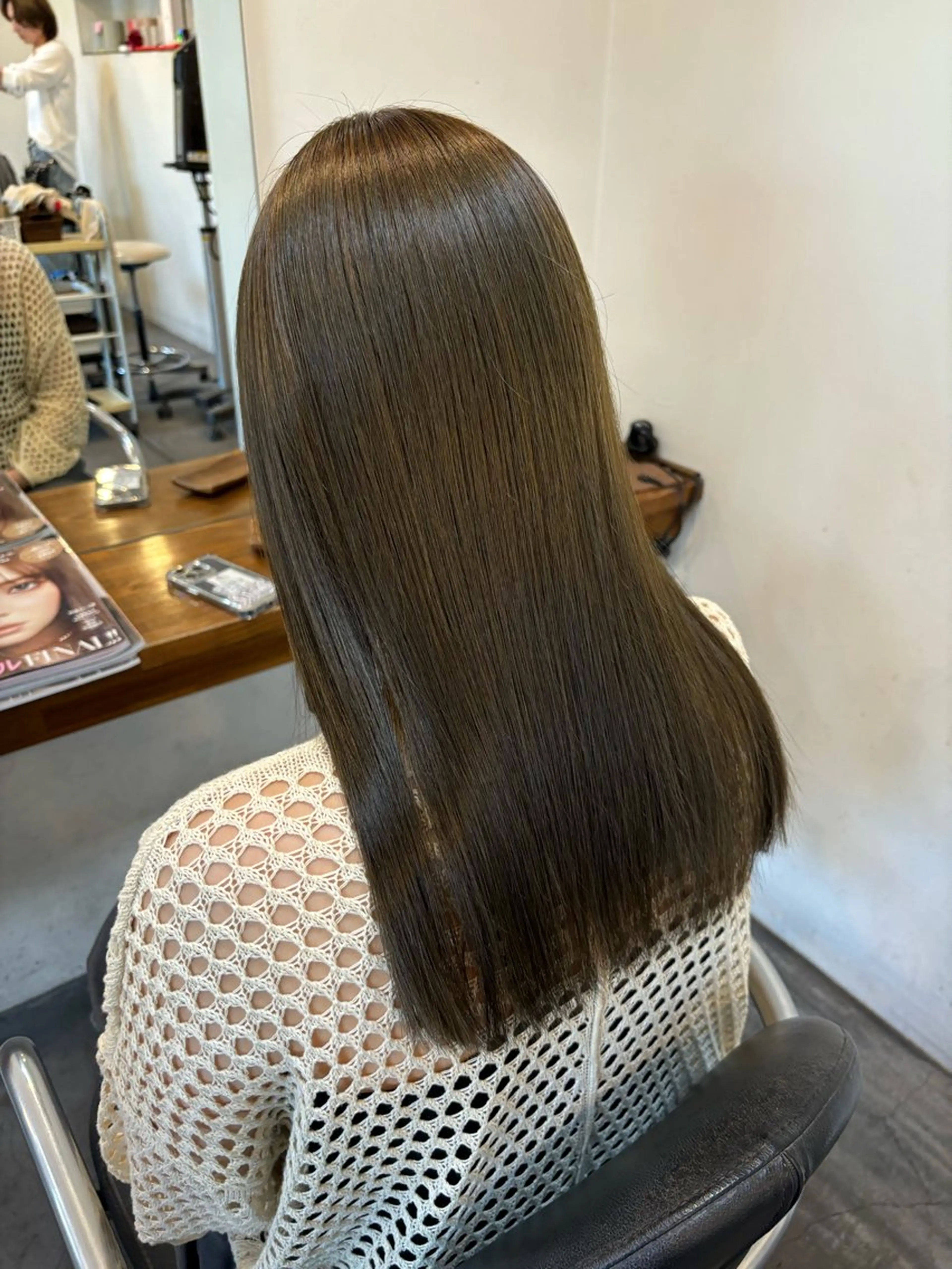 【⭐️ロング料金なし】毛先カット+カラー+髪質改善トリートメントの写真