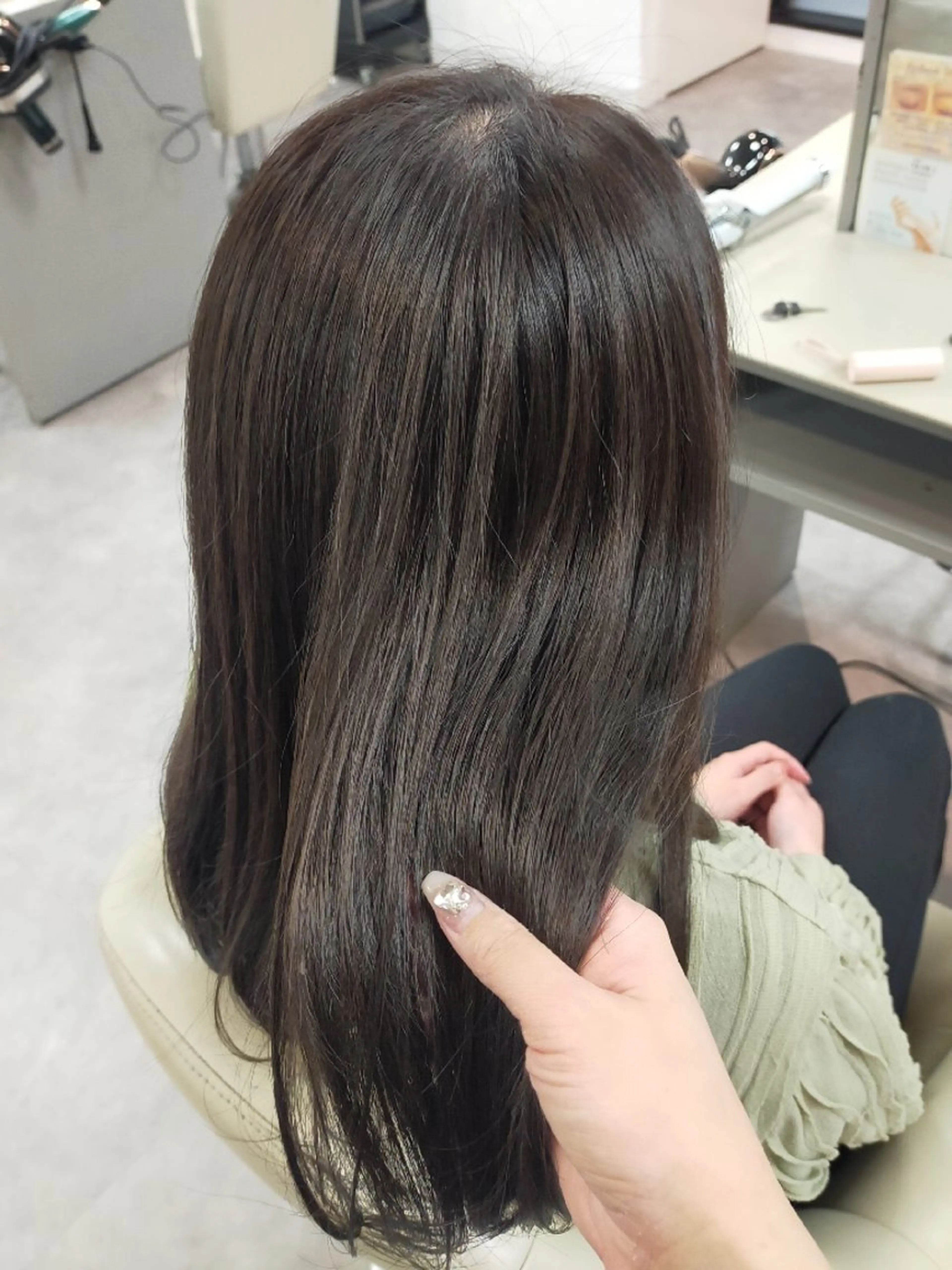 カラー ヘアカラー トリートメント SiLO 🎀 𝕂𝕒𝕟𝕟𝕒のヘアスタイル